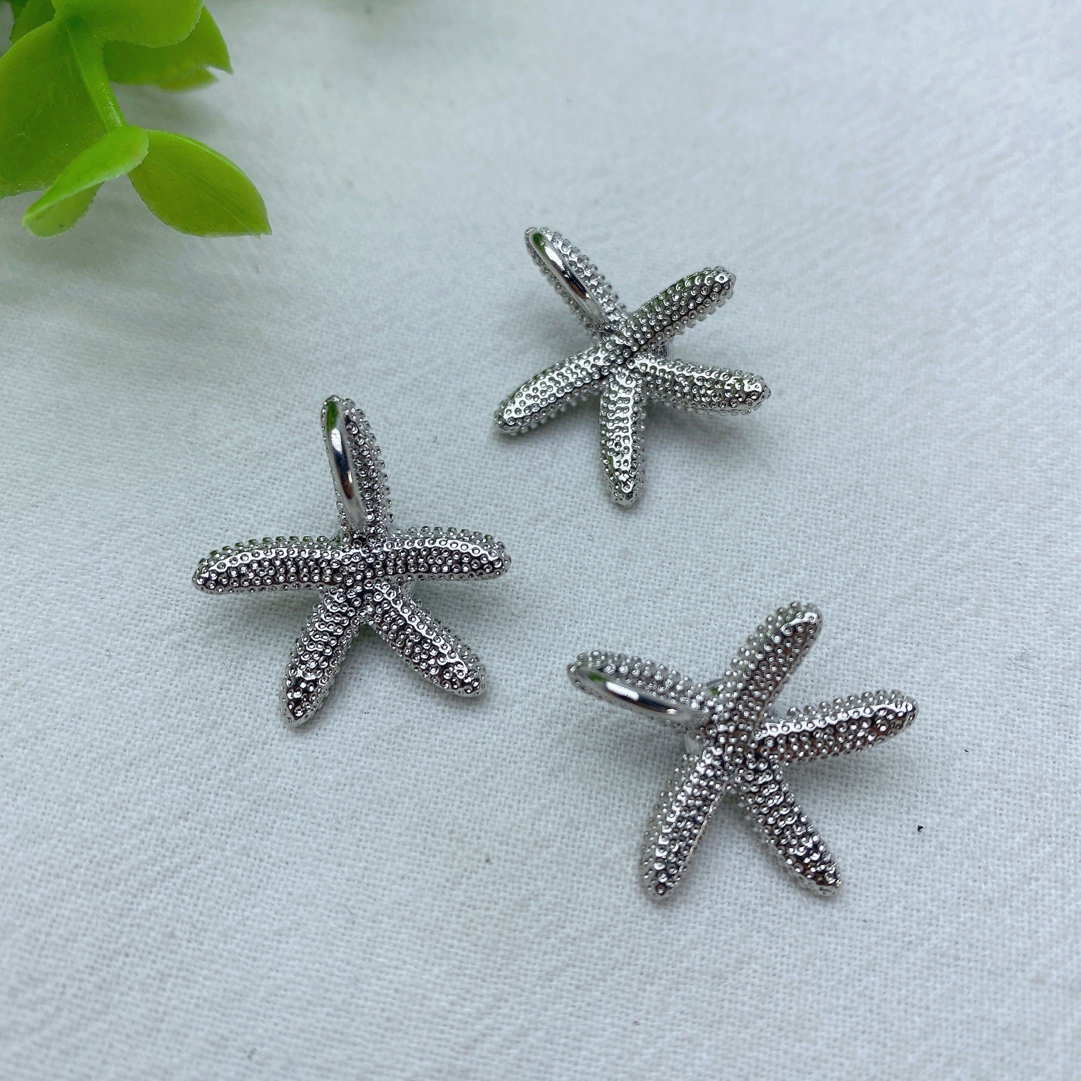 0.8" Grey Moonstone Sea Star Pendant for Healing