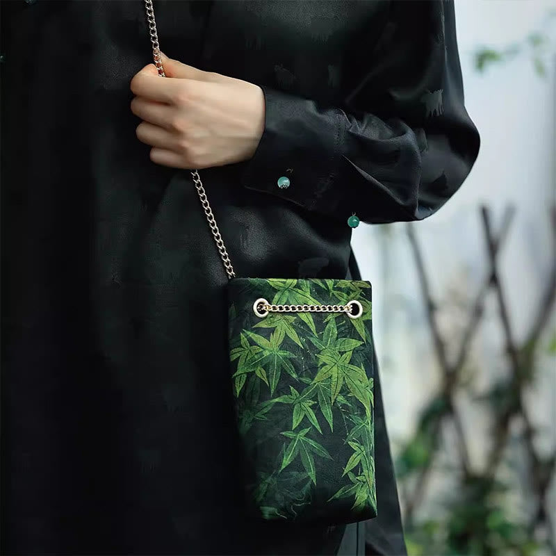 Small Maple Leaf Persimmon Metal Chain Crossbody Bag