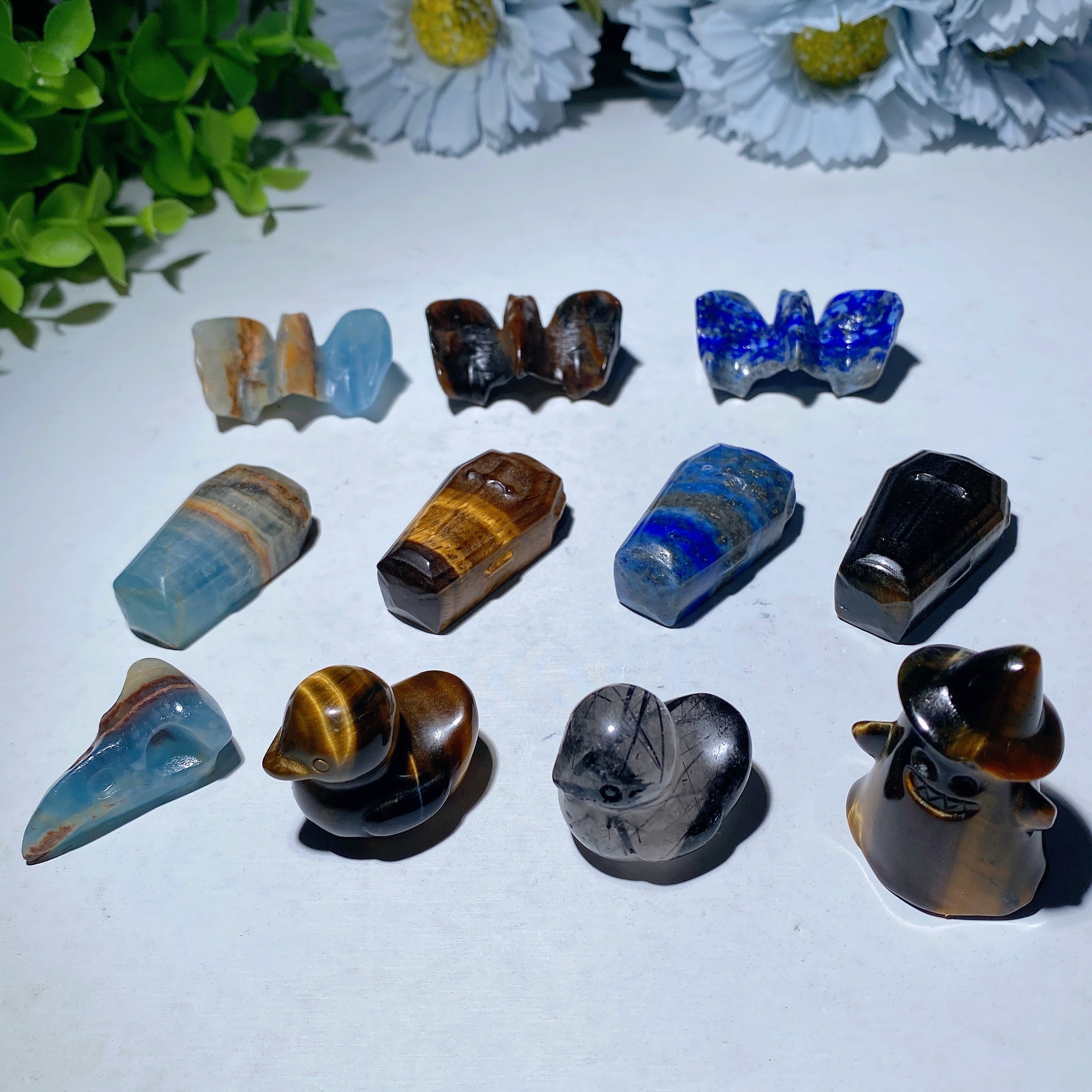 1.0-1.5 inch Hand-Carved Crystal Figurines for Healing