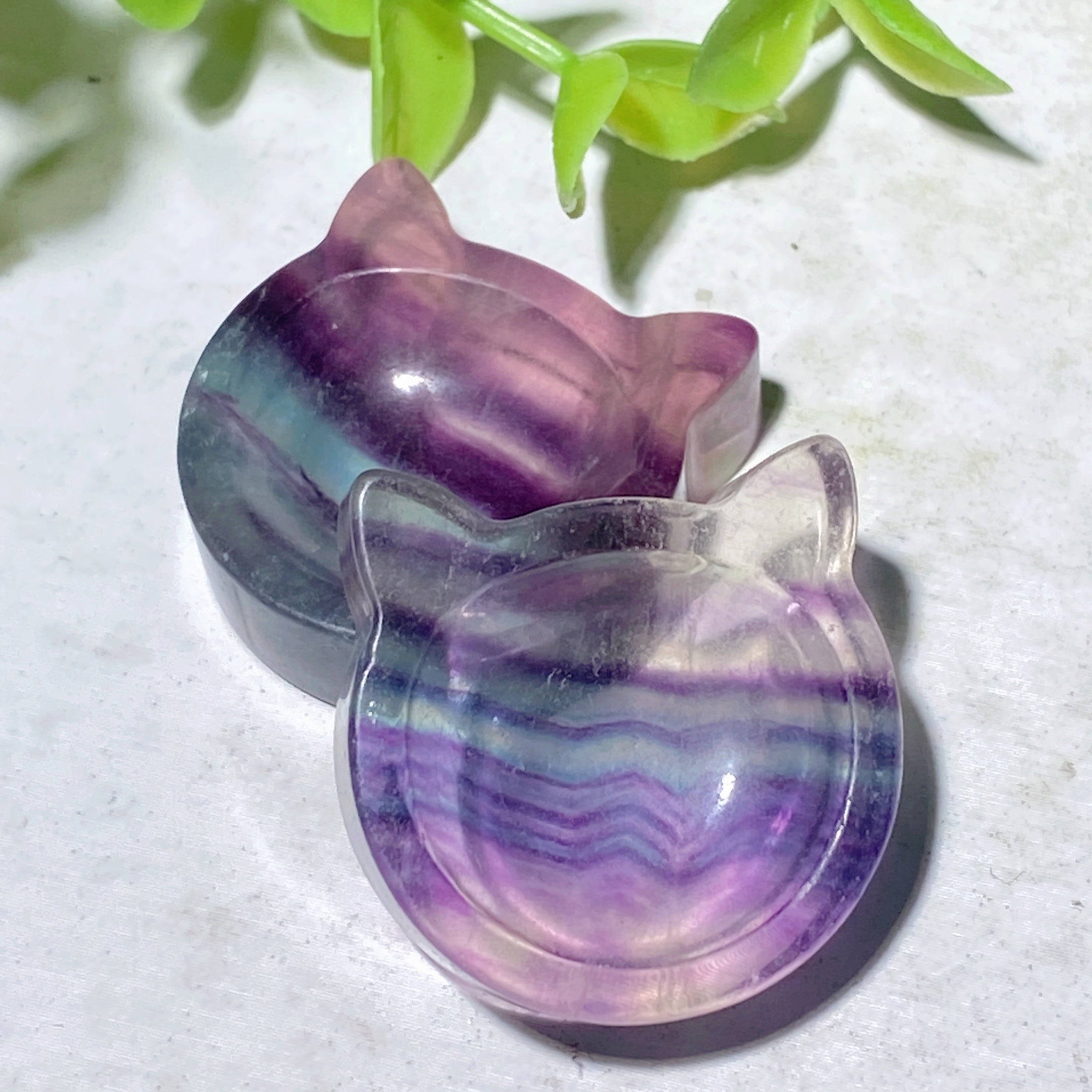 1.0 inch Fluorite Cat & Heart Bowl Crystal Carvings