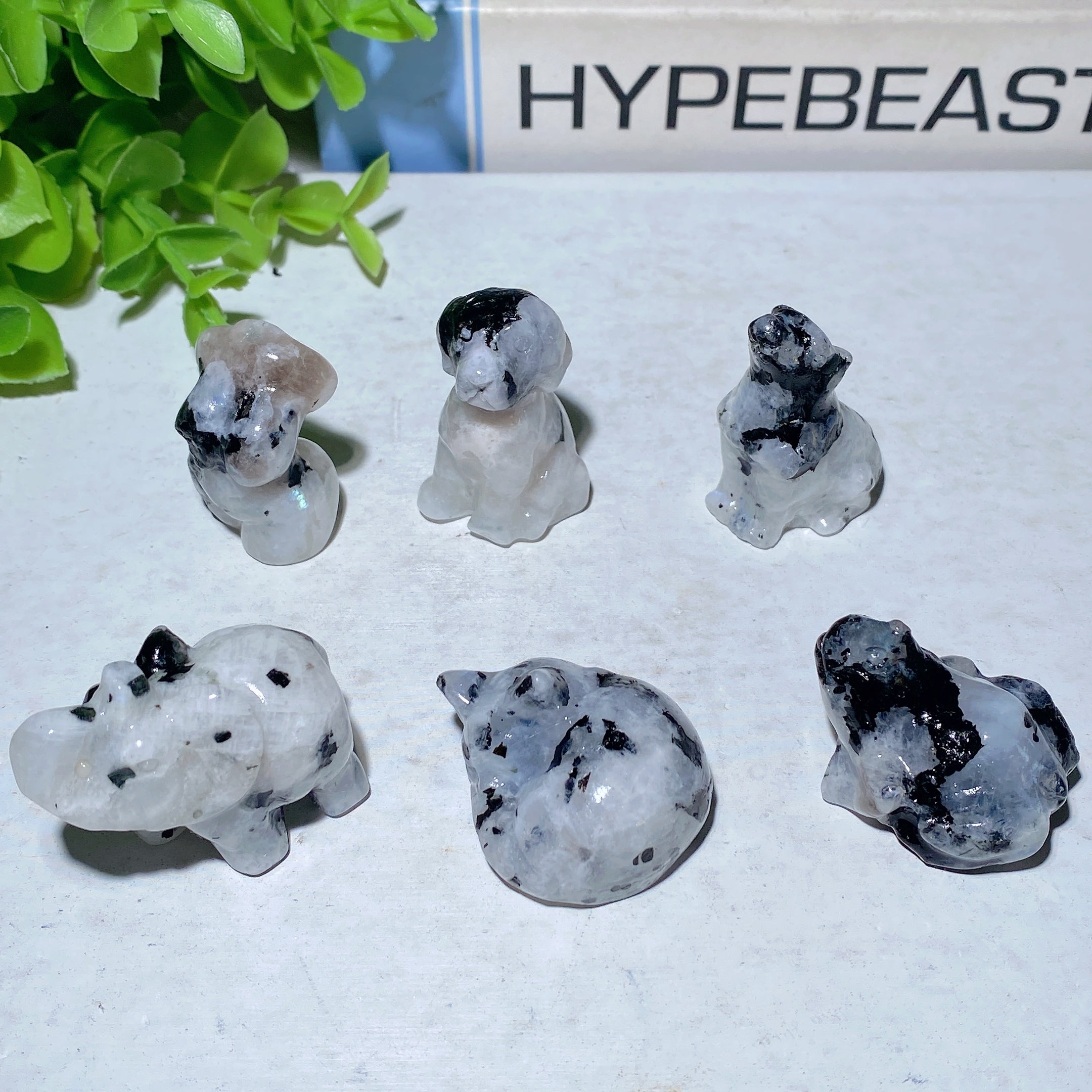 1.1-1.5 inch Rainbow Moonstone Animal Carvings for Healing