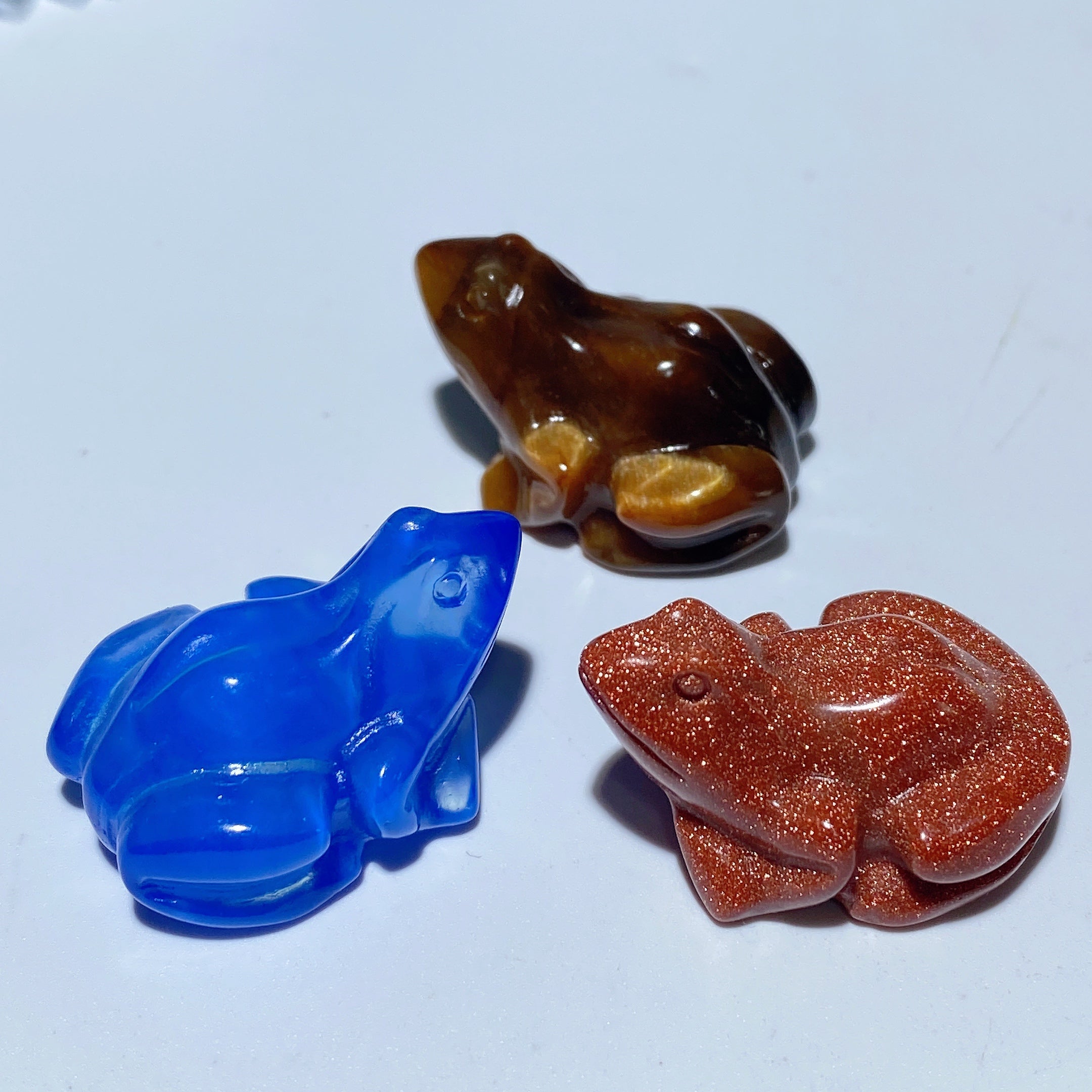 1.1 inch Mixed Crystal Frog Carving for Healing