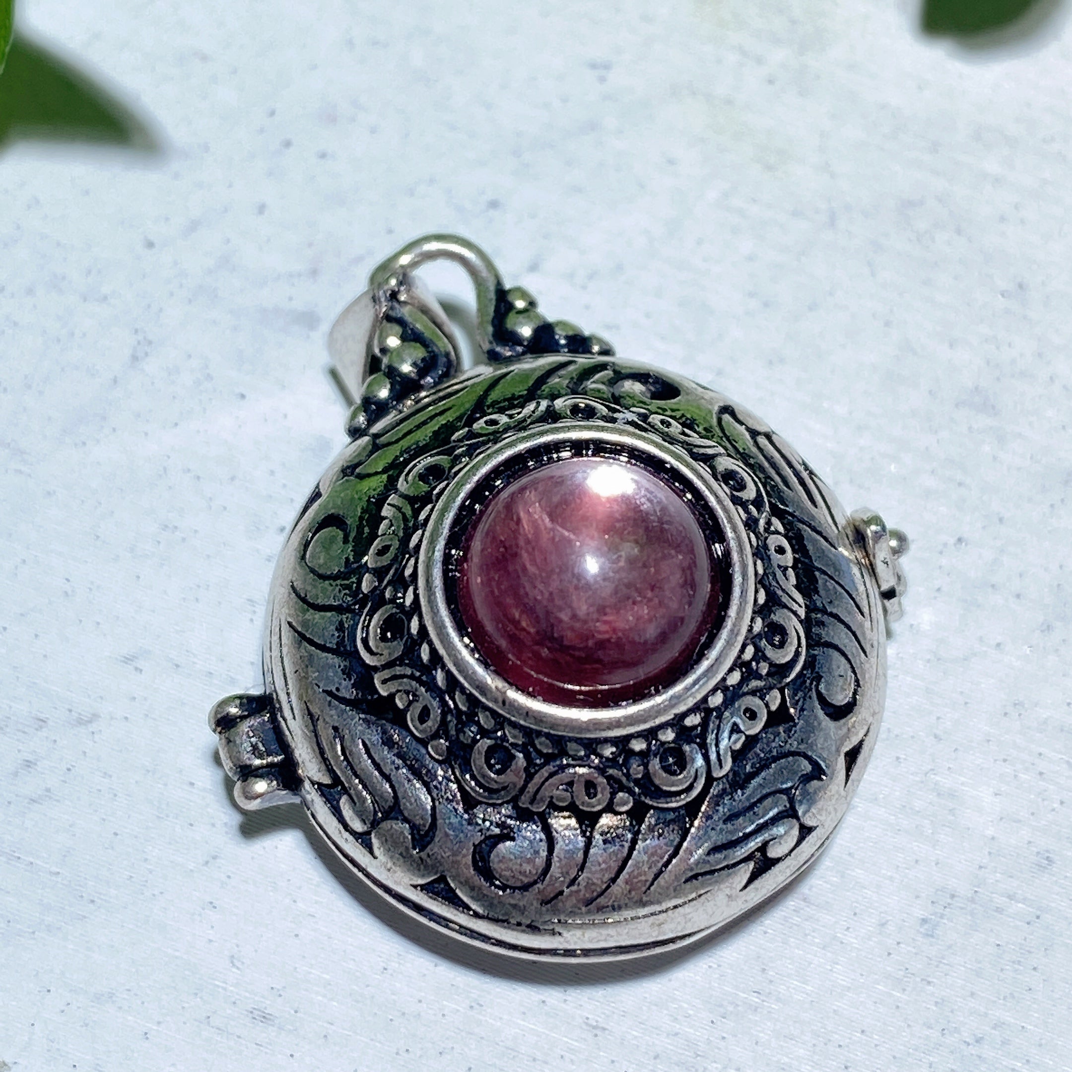 1.1-inch Mixed Crystal Spiritual Pendant for Healing & Protection