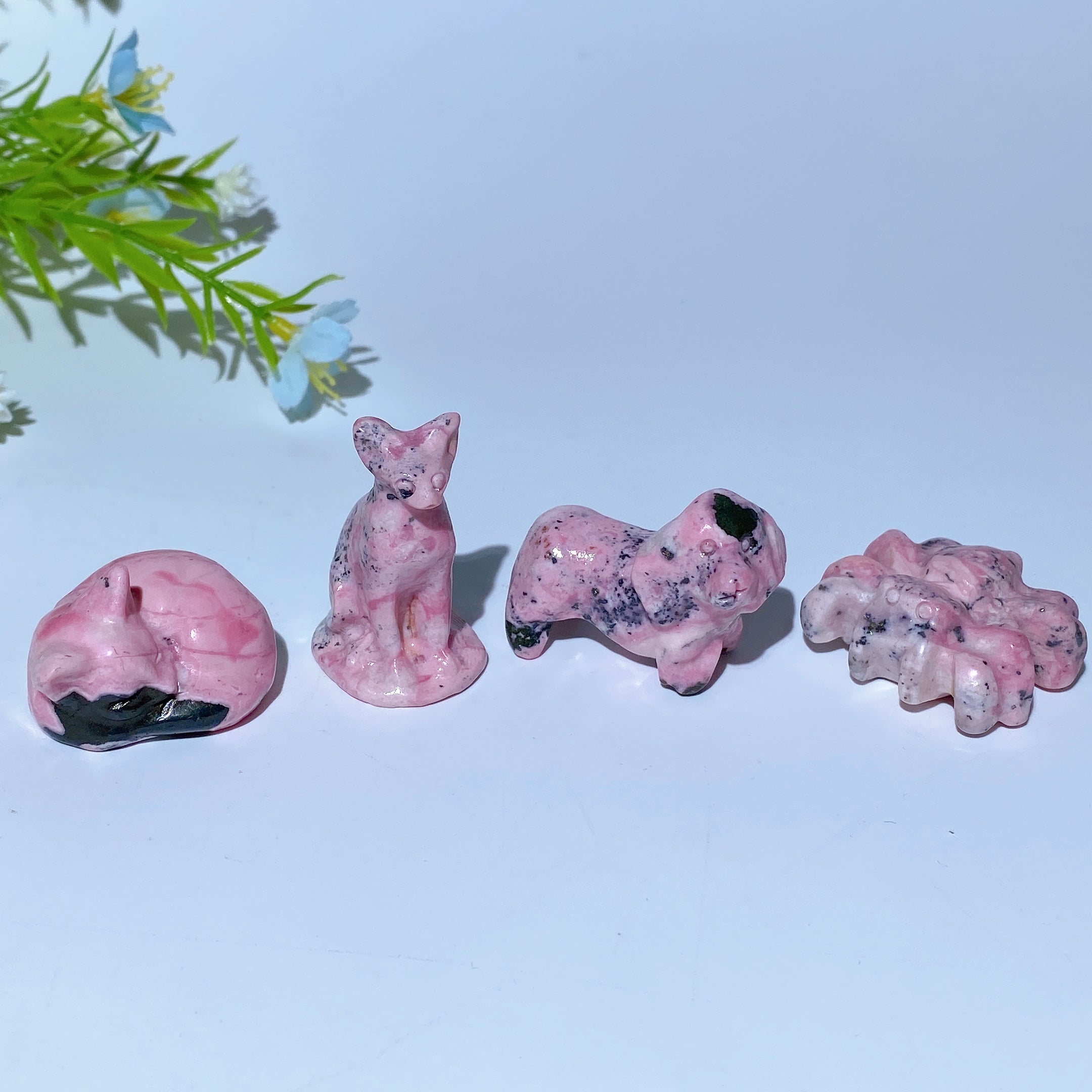1.2-1.5 inch Rhodonite Mini Crystal Animal Carvings for Healing