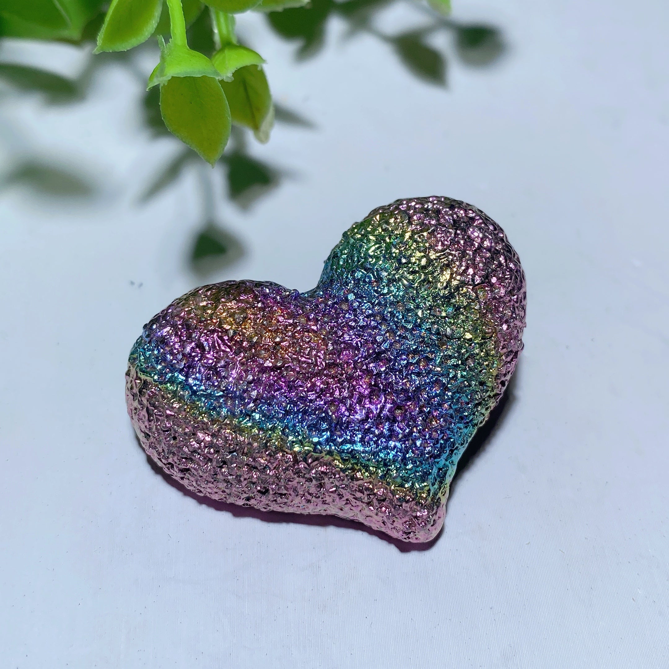 1.2-1.7 inch Bismuth Crystal Bear Carving for Healing