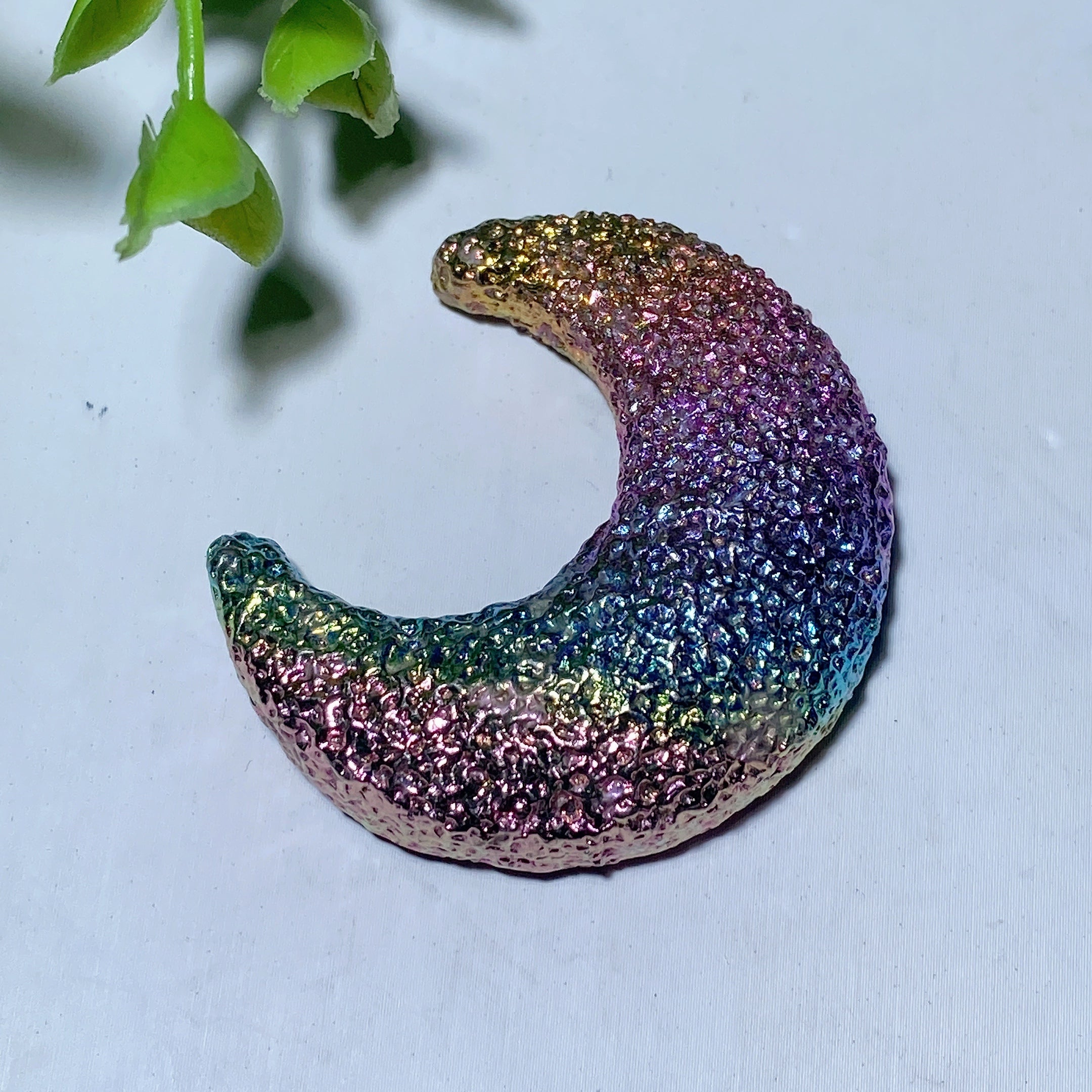 1.2-1.7 inch Bismuth Crystal Bear Carving for Healing