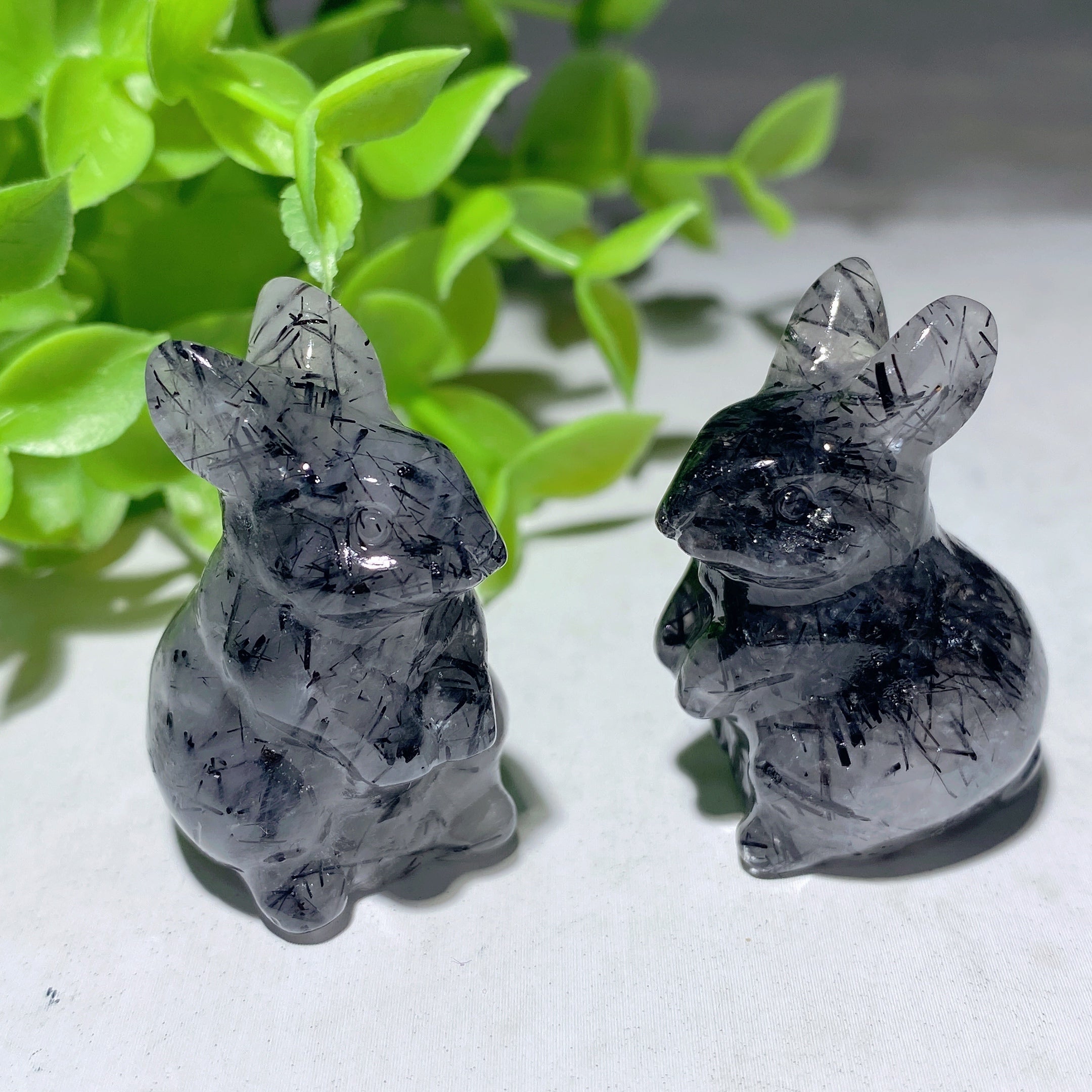 1.2-1.7 inch Black Tourmaline Crystal Animal Carvings for Healing