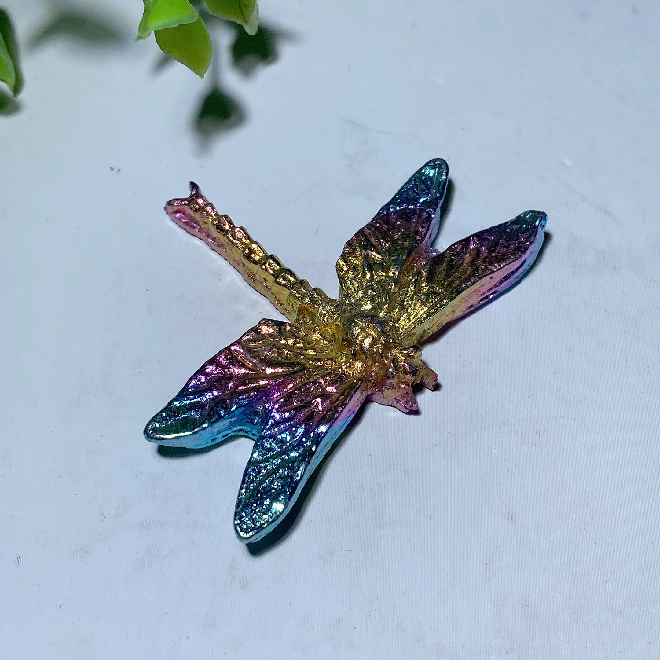 1.2-2.5 inch Bismuth Crystal Figurines Carvings