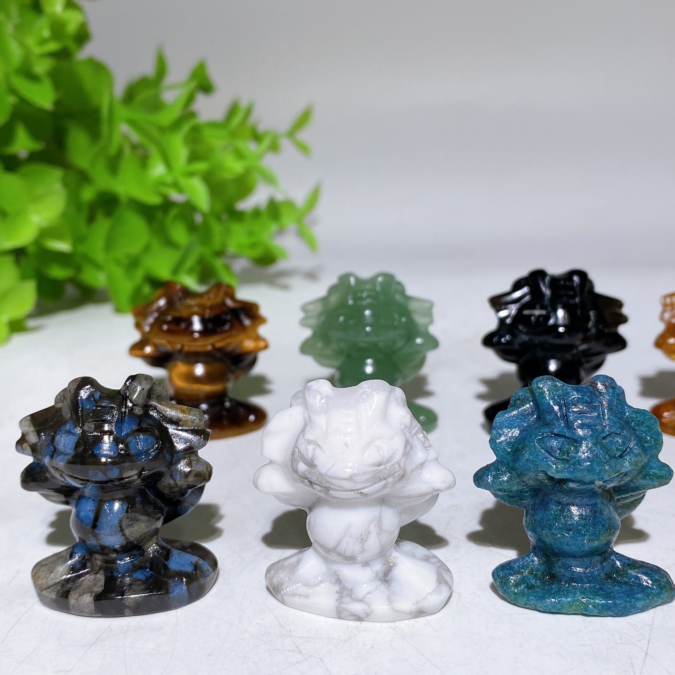1.2 Inch Crystal Mini Figurine Carving for Healing Energy