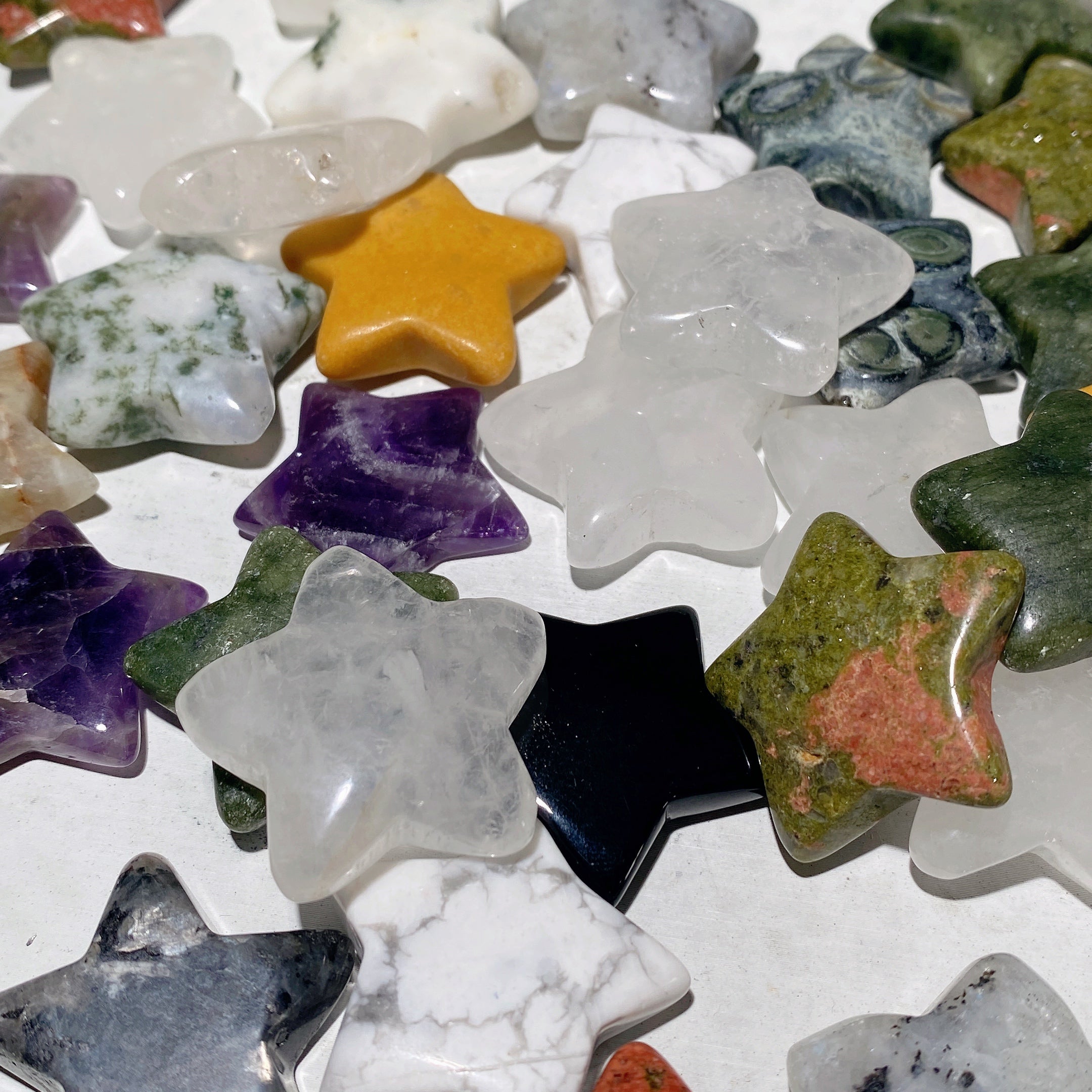 1.2 Inch Mixed Crystal Star Carvings for Spiritual Healing