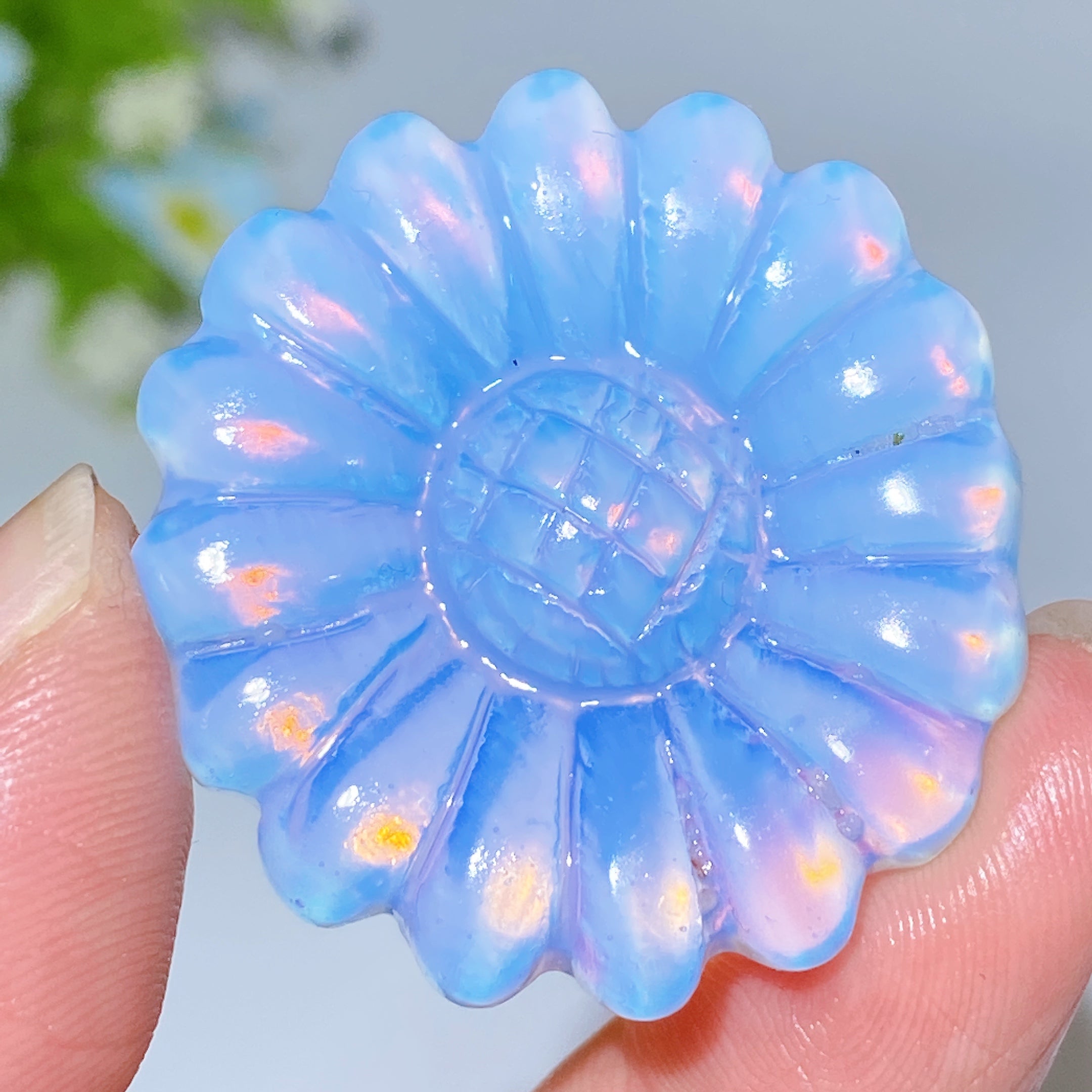 1.3 Inch Crystal Sunflower Carving Healing Figurine