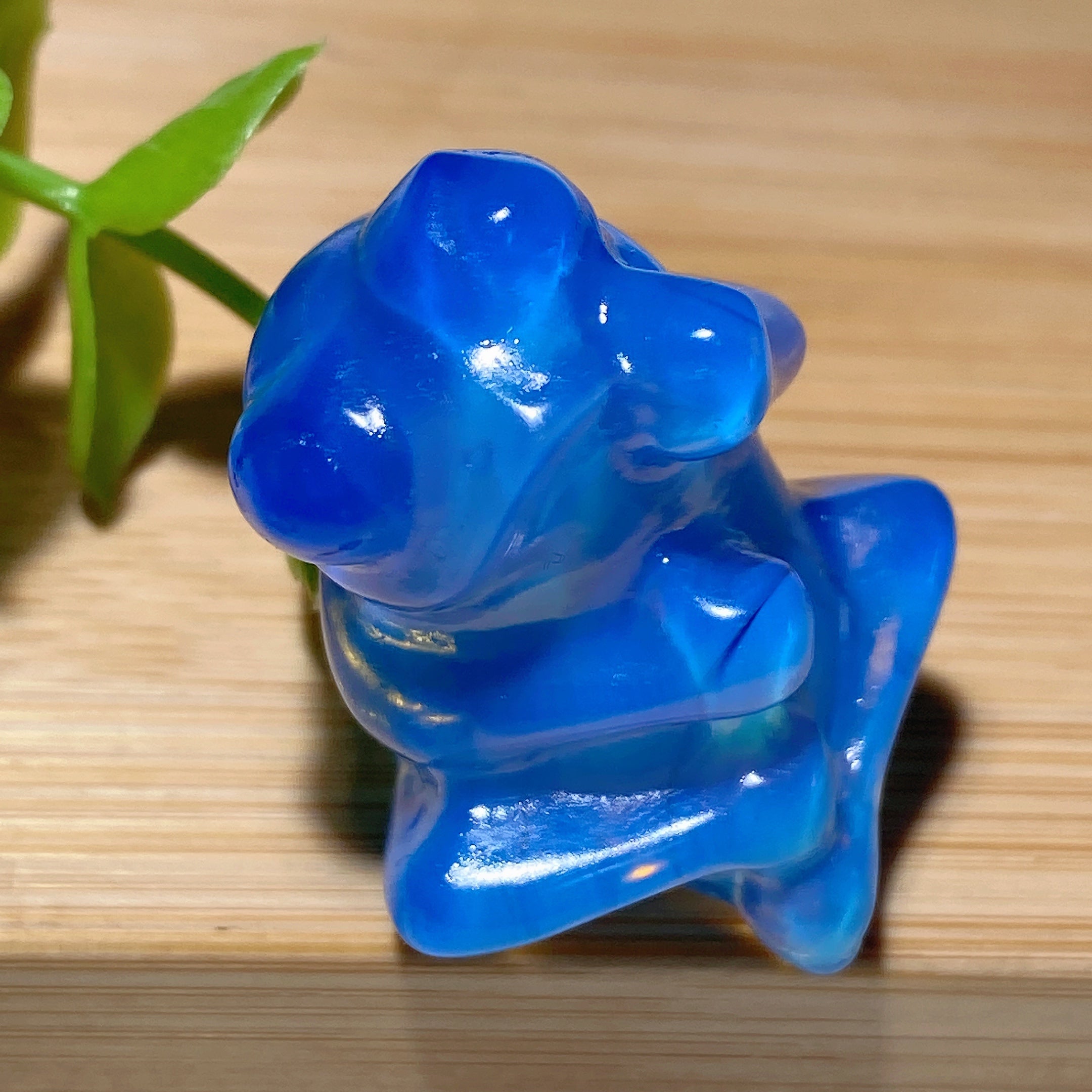 1.3 Inch Mixed Crystal Frog Carvings for Healing and Balance