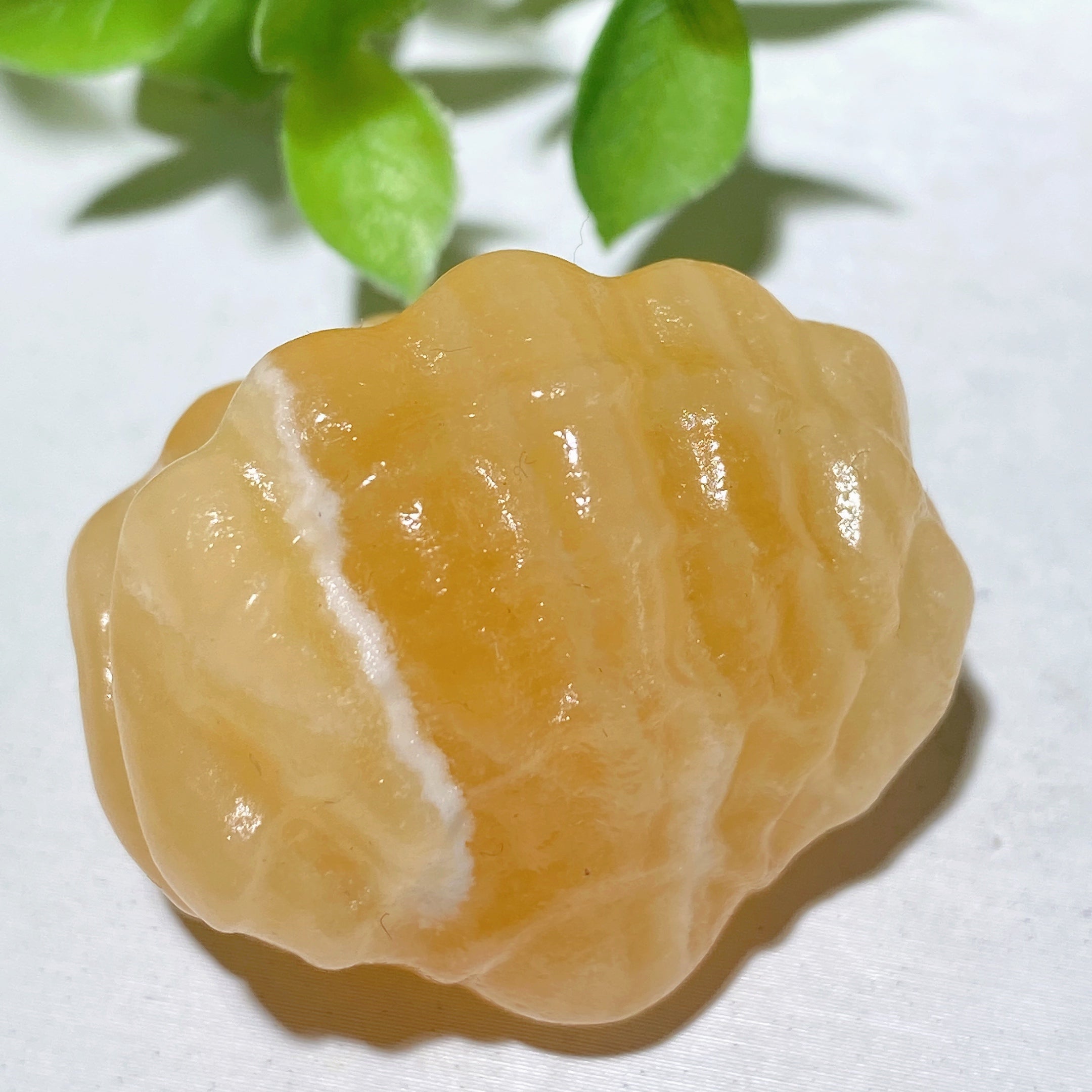 1.3 inch Mixed Crystal Shell Carvings Figurines for Healing