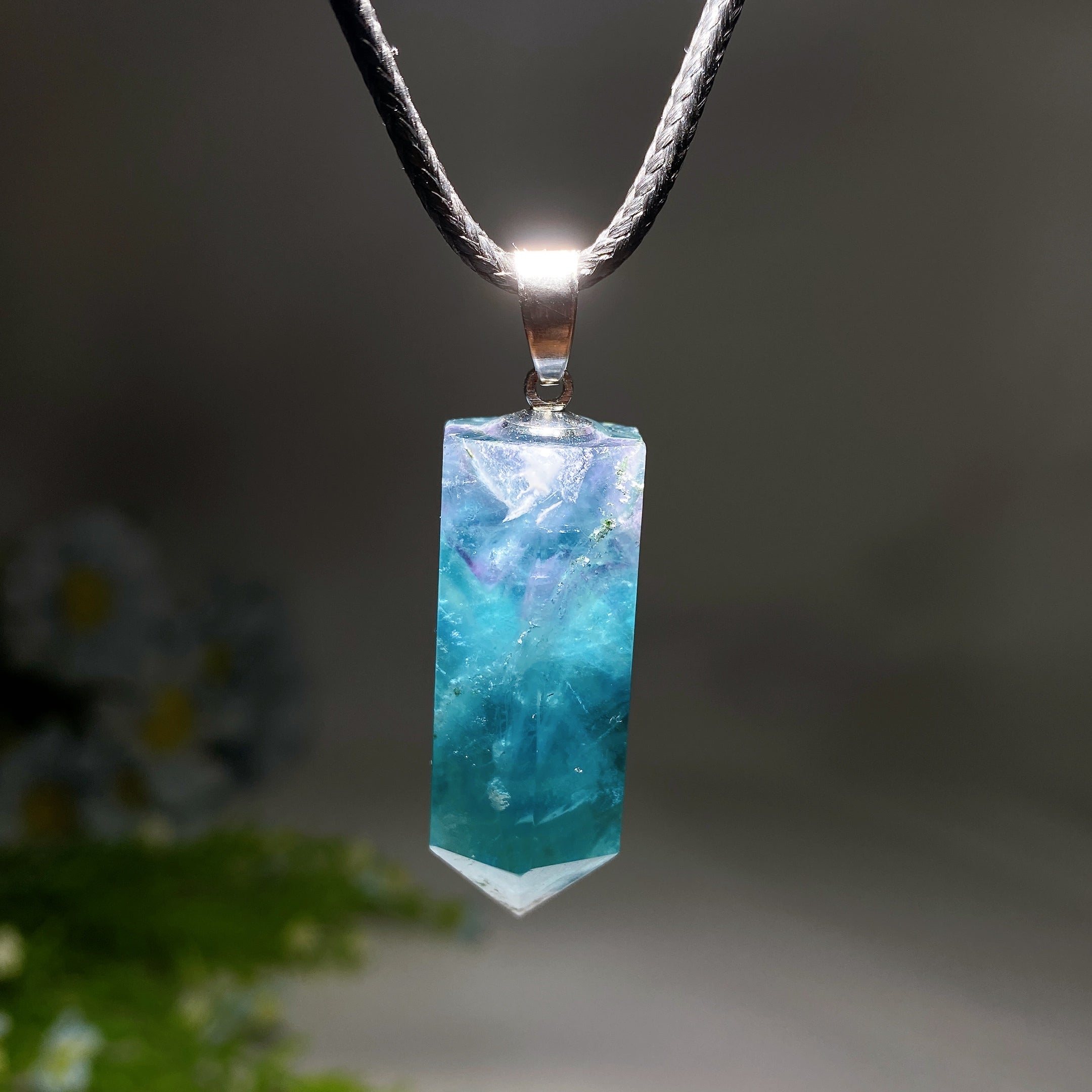 1.4-inch Fluorite Point Healing Crystal Pendant