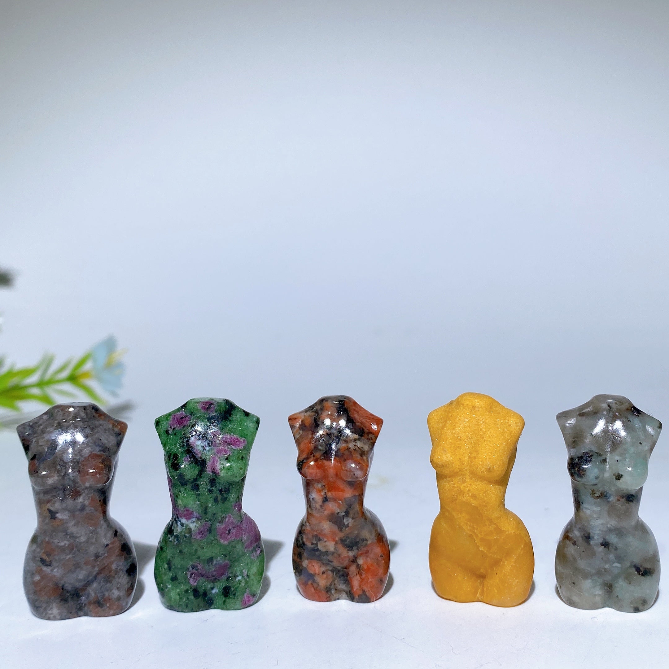 1.4 Inch Mixed Crystal Figurine Carvings for Healing & Decor