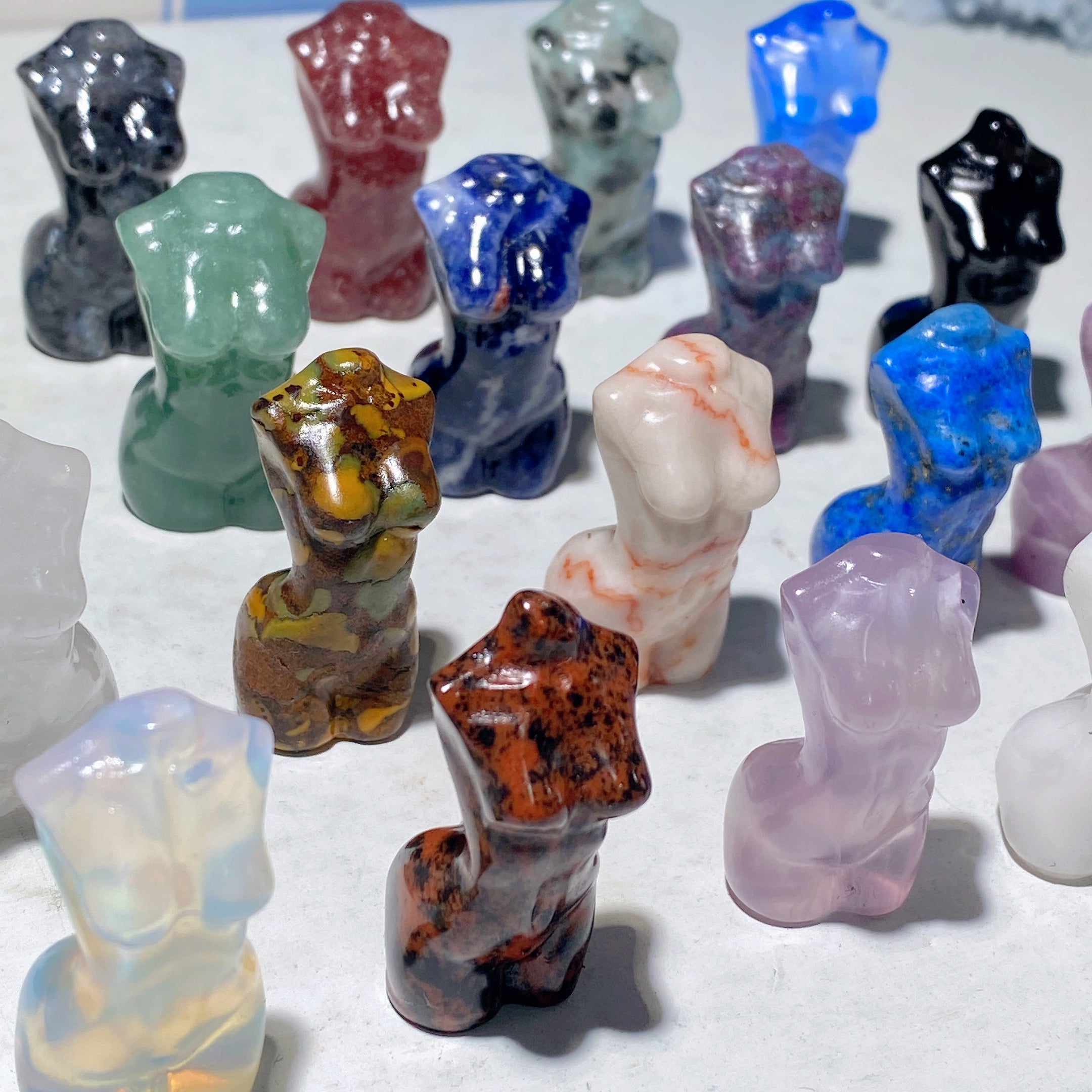 1.4-inch Mixed Crystal Healing Figurine Carving Collection