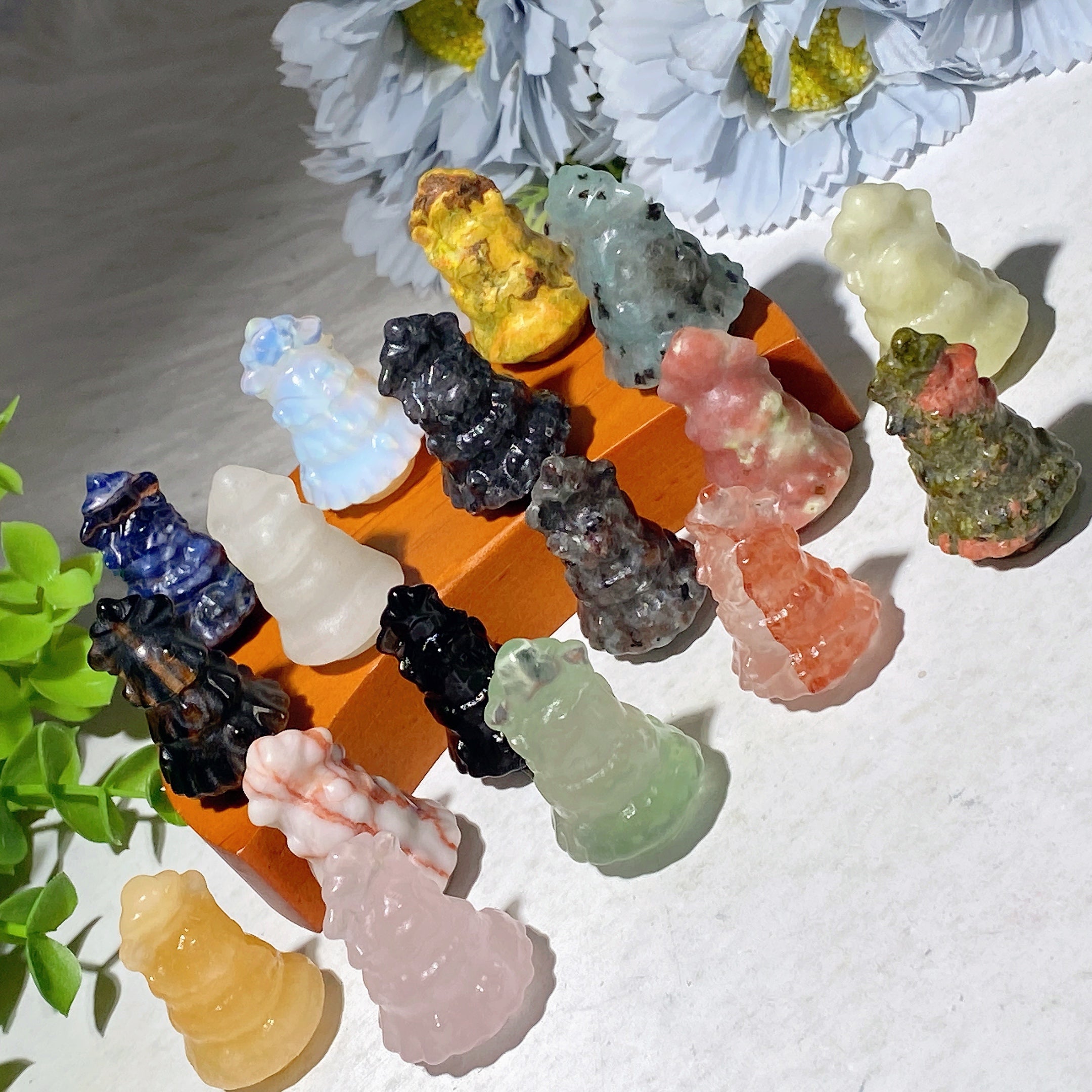 1.4 Inch Mixed Crystal Tree Carvings for Healing Decor