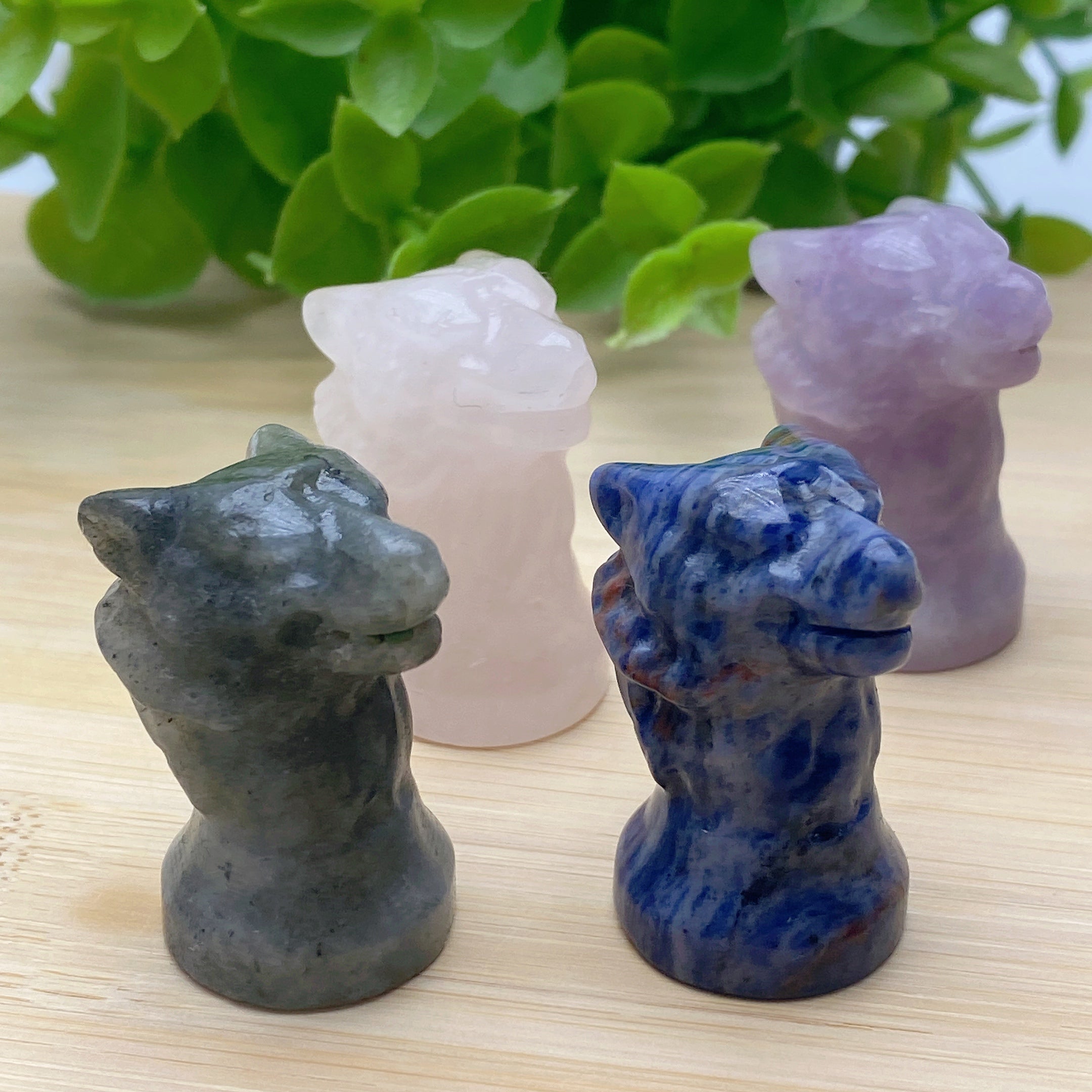 1.4 Inch Mixed Crystal Wolf Head Carving Sculpture