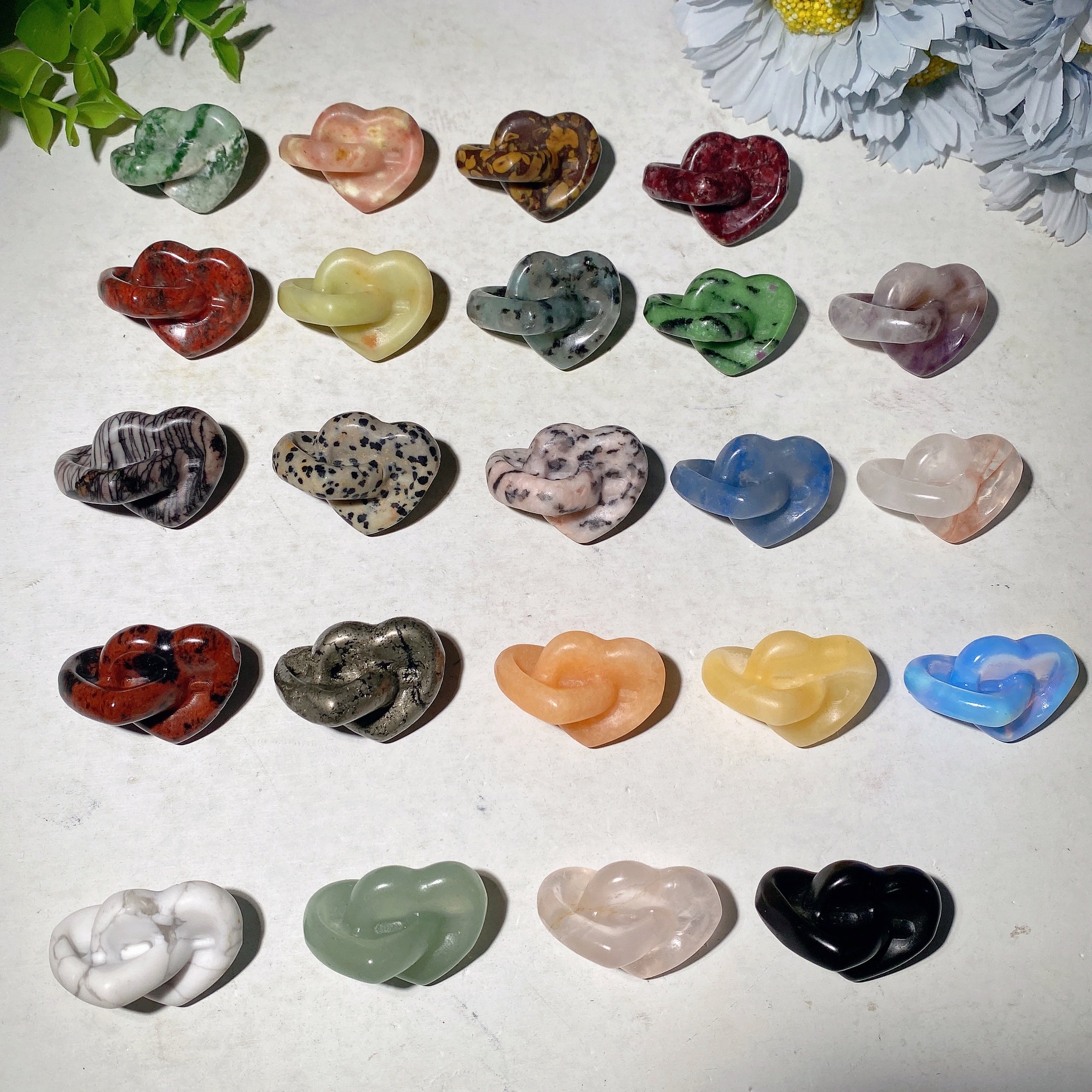 1.4" Mixed Crystal Double Heart Healing Carving