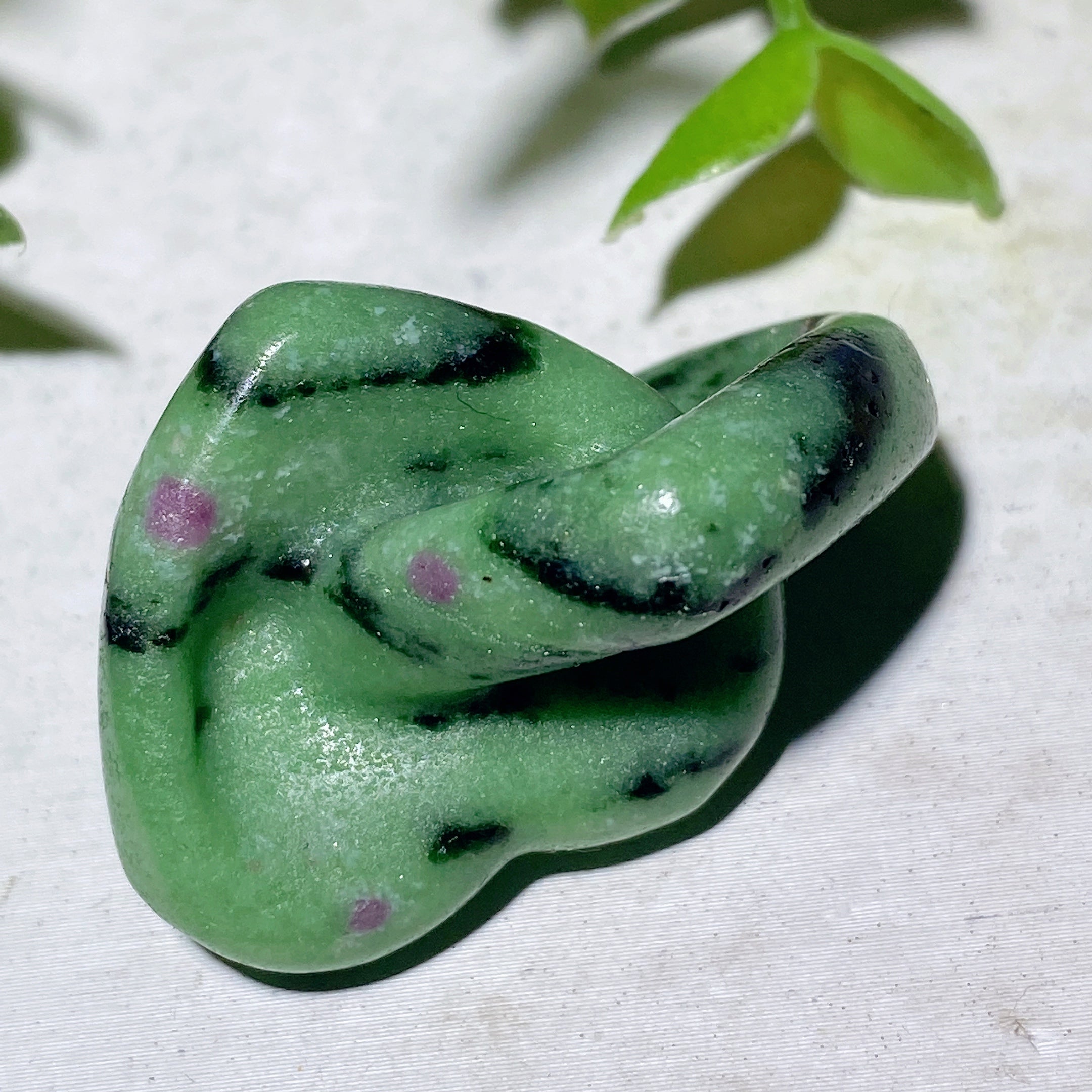 1.4" Mixed Crystal Double Heart Healing Carving