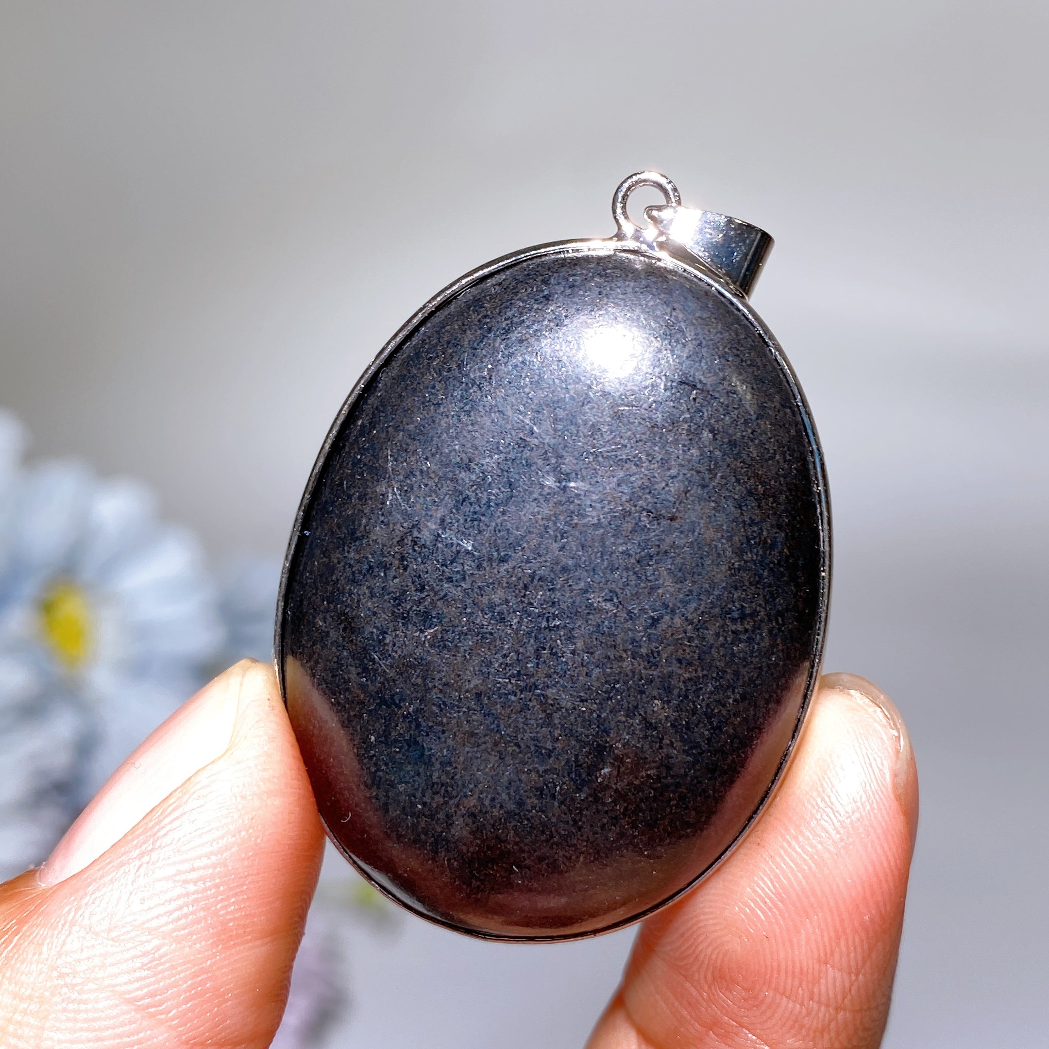 1.5-1.8" Schungite Spiritual Healing Pendant