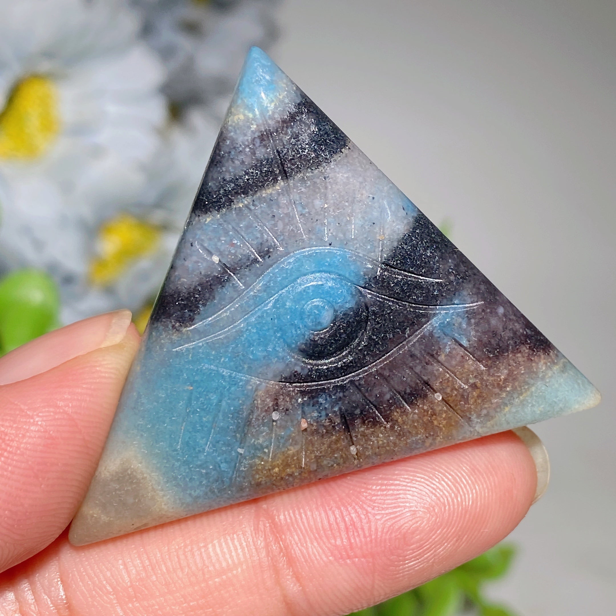 1.5-1.9 inch Trolleite Eye of Horus Crystal Carving