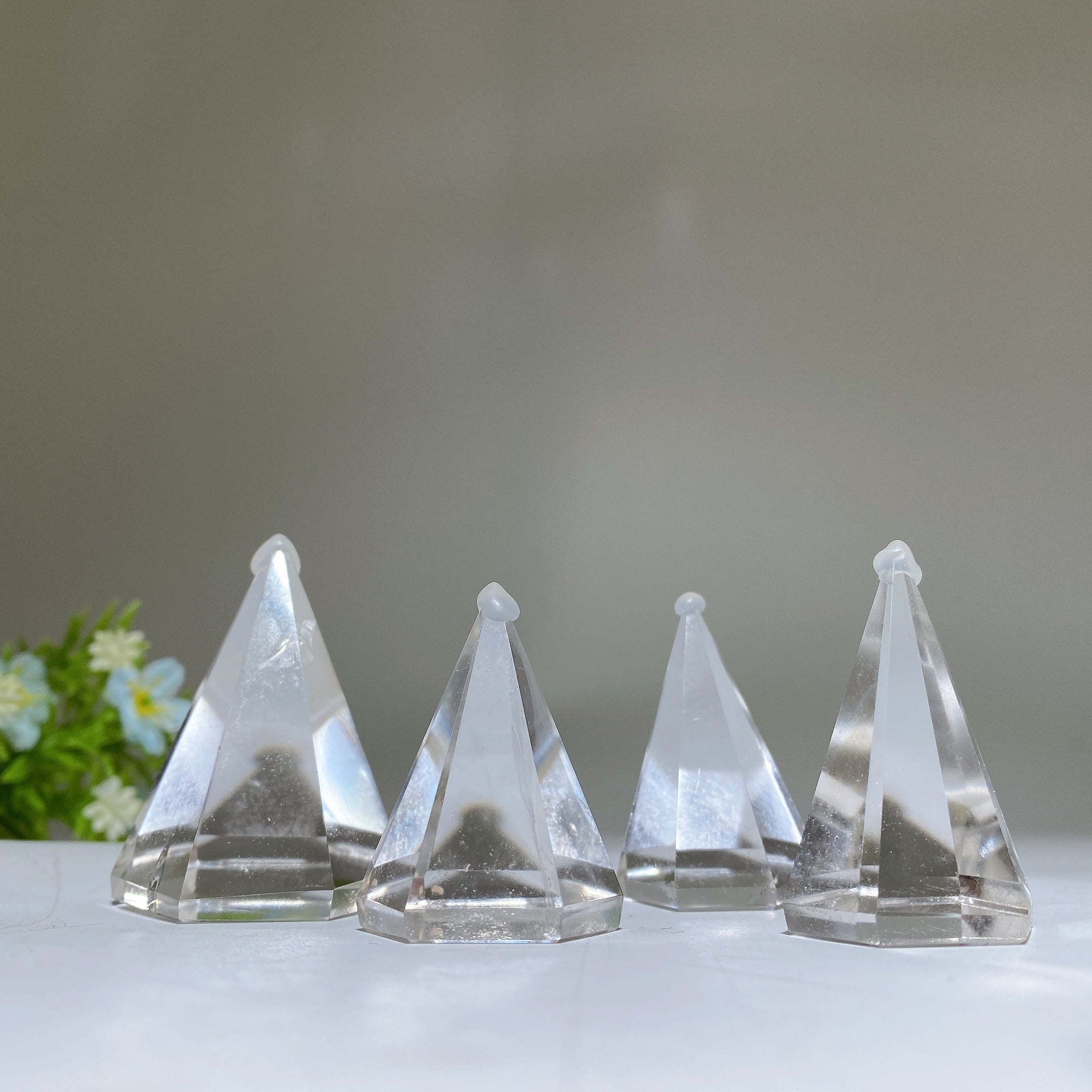 1.5-2.0 inch Clear Quartz Crystal Pyramid for Healing Meditation