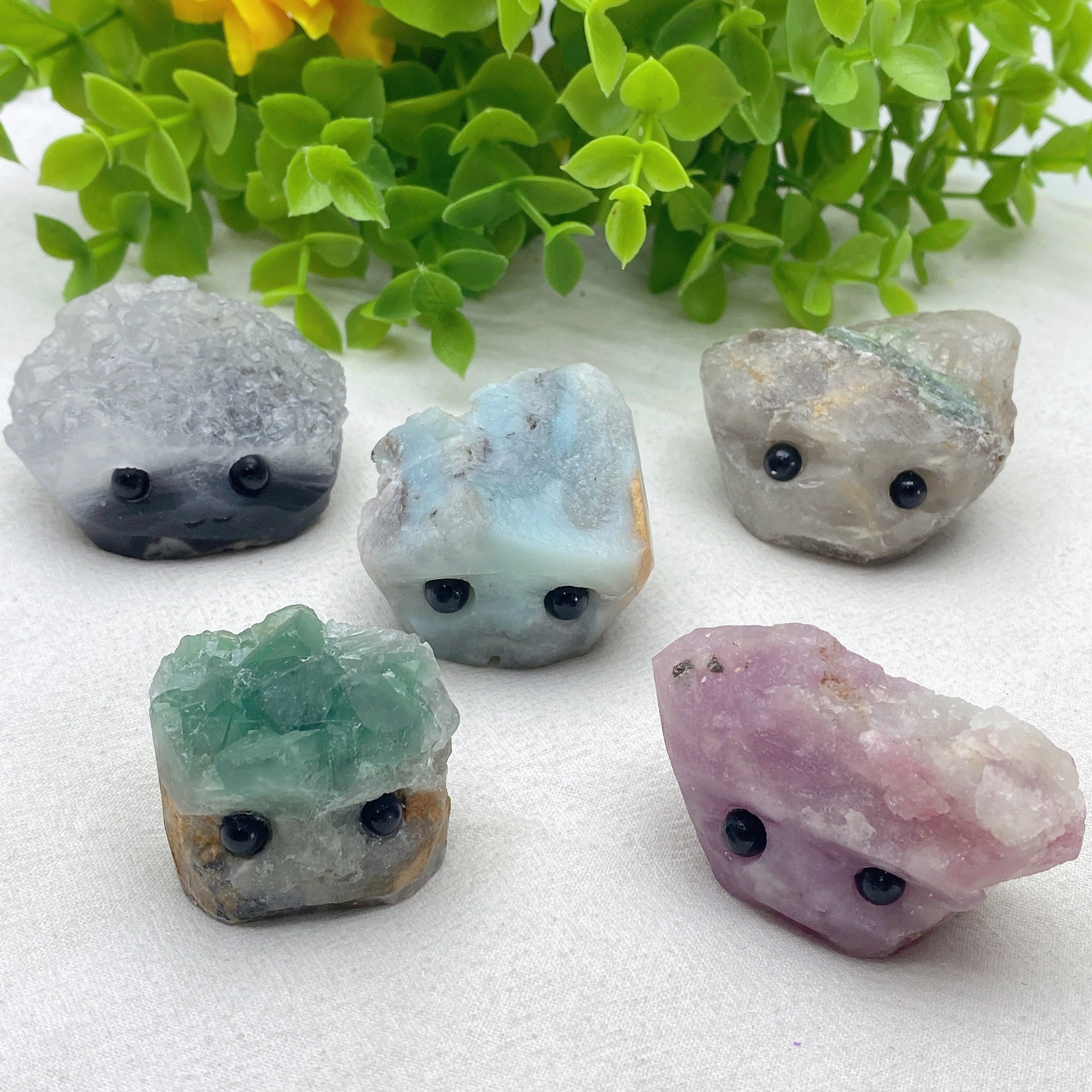 1.5-2 Inch Raw Crystal Hedgehog Figurines for Spiritual Healing