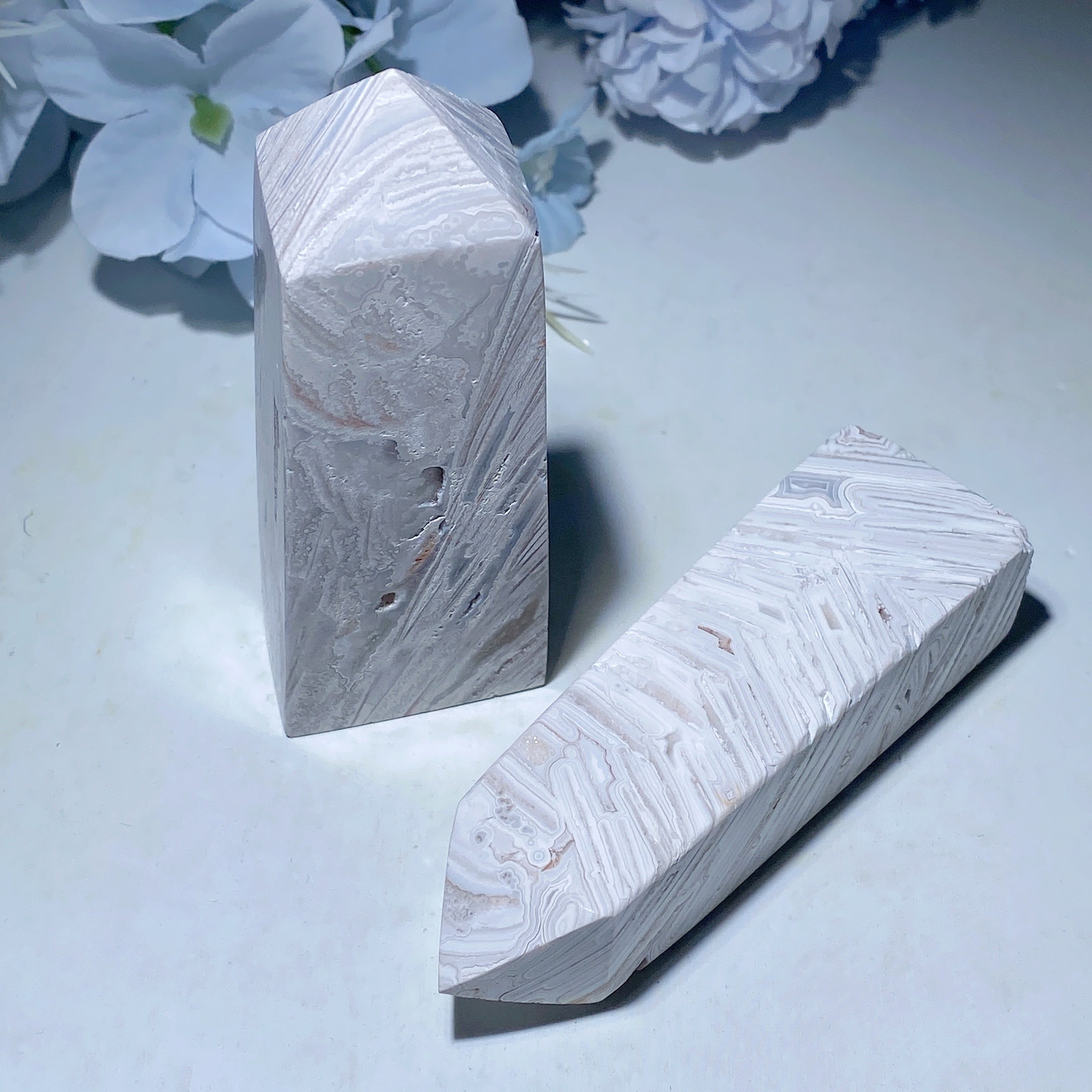 1.5-4 Inch White Lace Agate Crystal Point for Healing