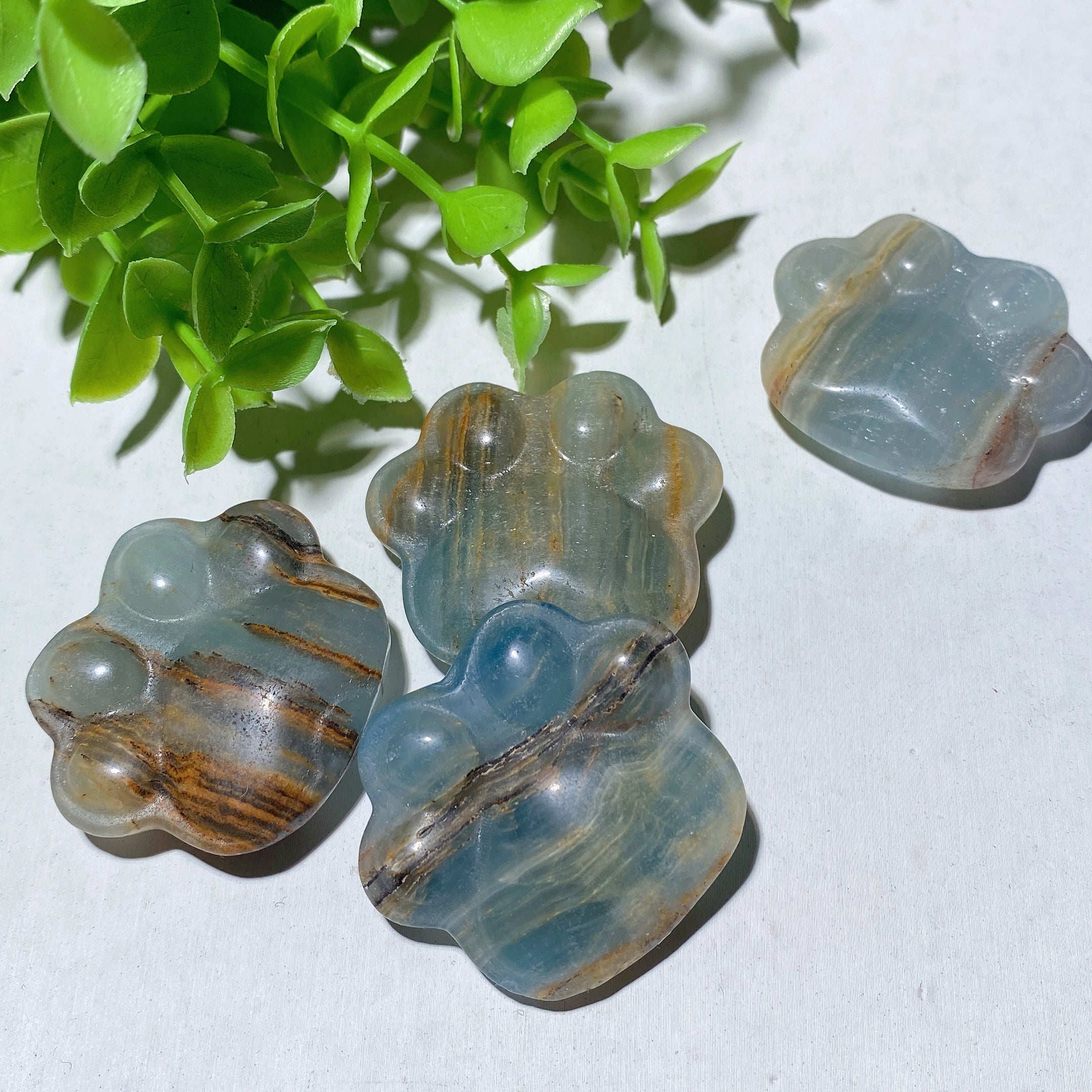 1.5 Inch Blue Onyx Paw Crystal Animal Carving