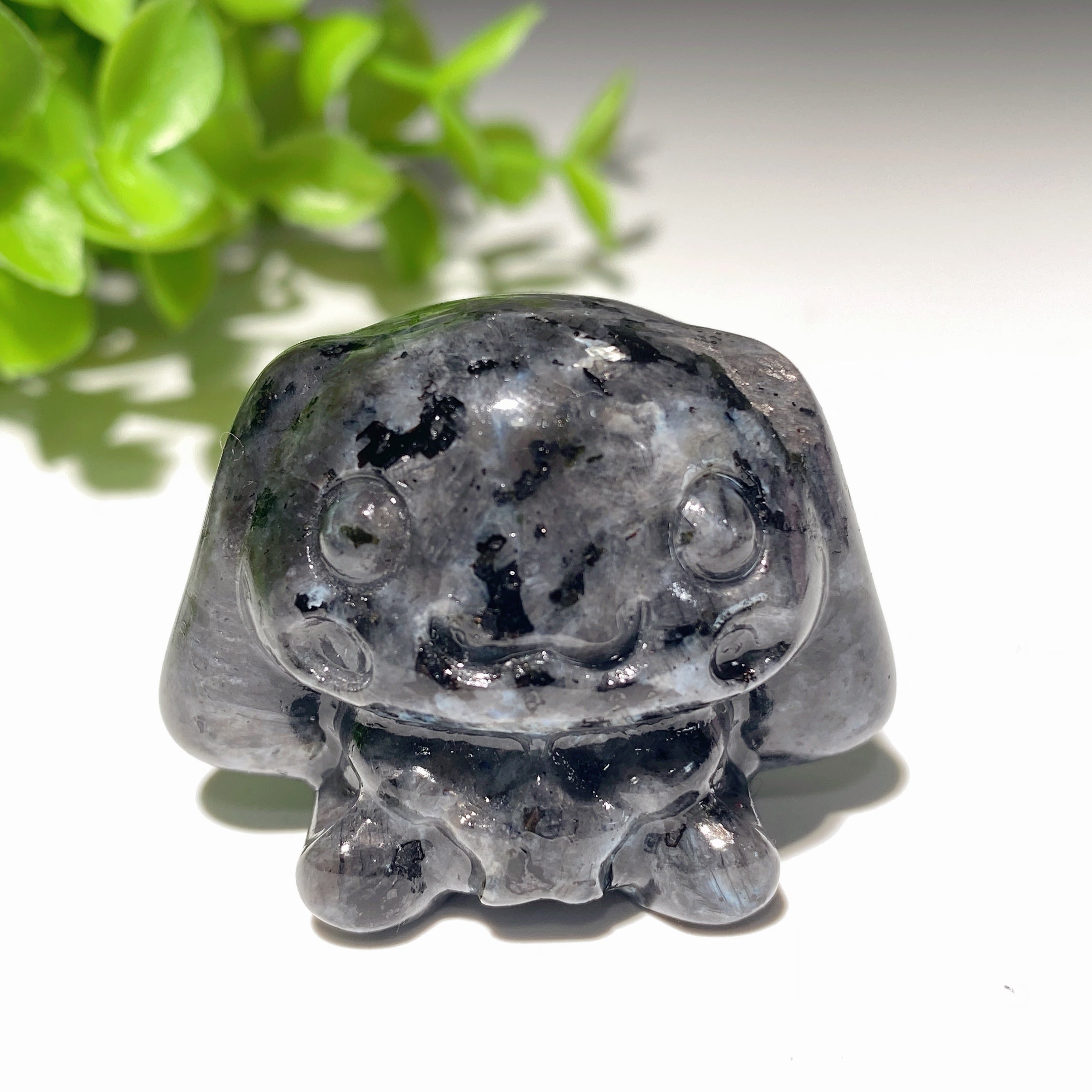 1.5 inch Mixed Crystal Figurines Healing Carvings