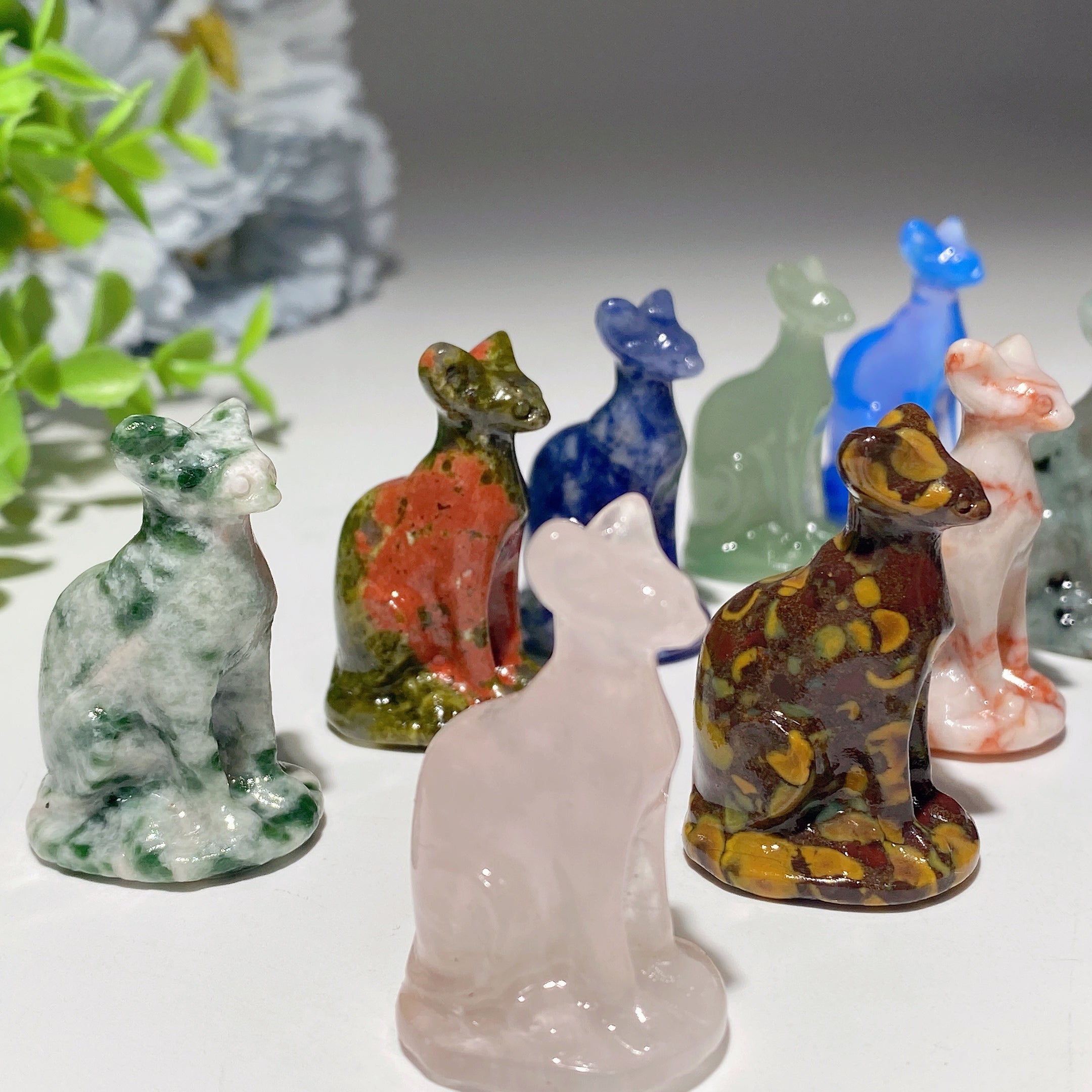 1.6" Mixed Crystal Cat Figurines for Healing & Decor