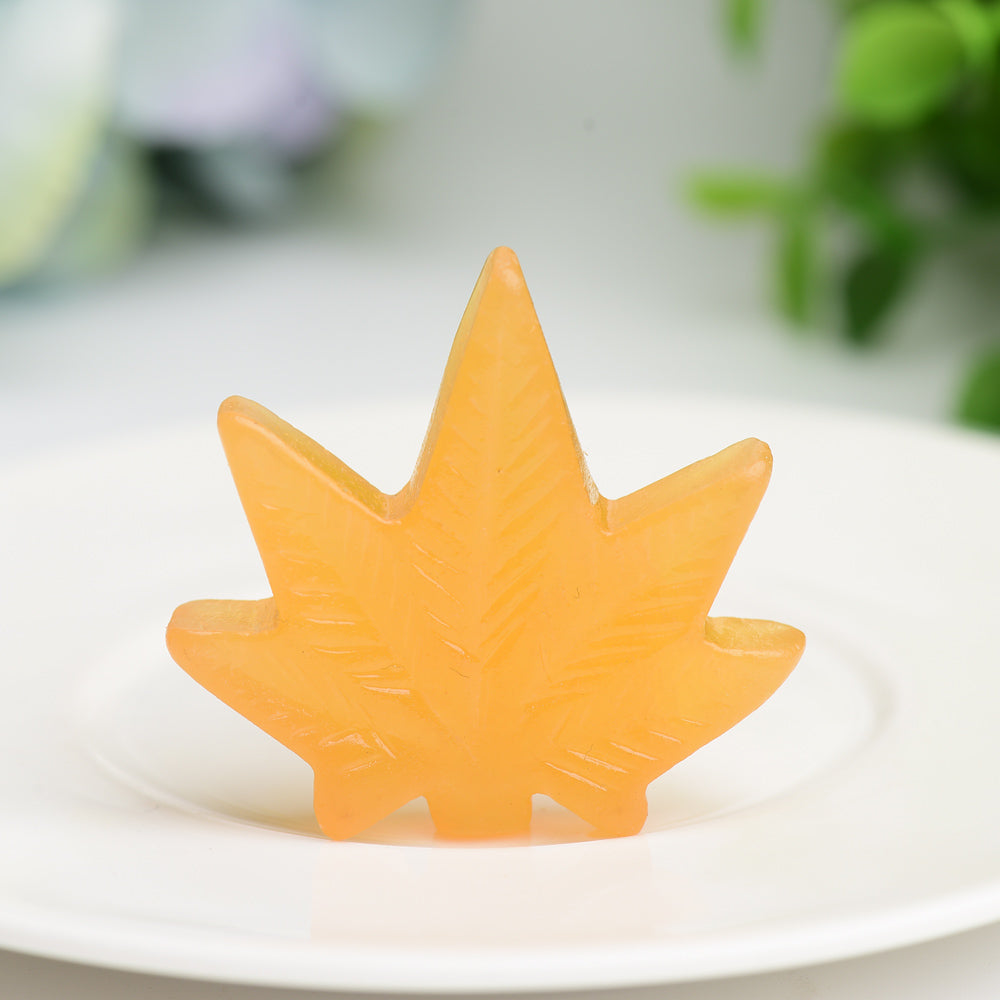 1.7" Mixed Crystal Maple Leaf Carving Figurine