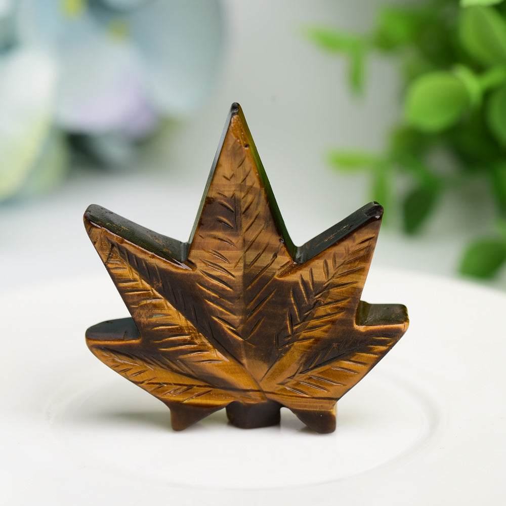 1.7" Mixed Crystal Maple Leaf Carving Figurine