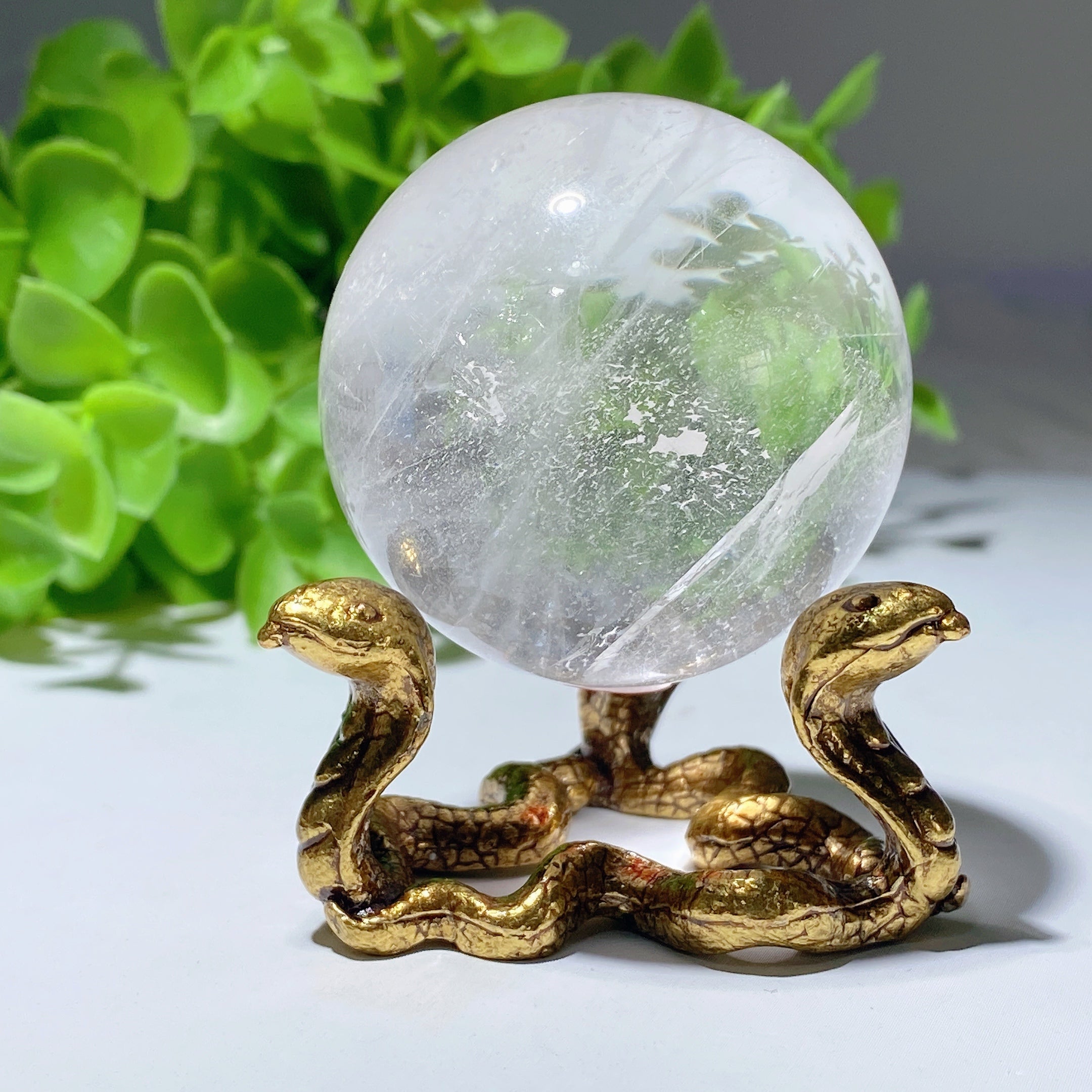 1.8 inch Golden Metal Triple Snakes Crystal Display Stand