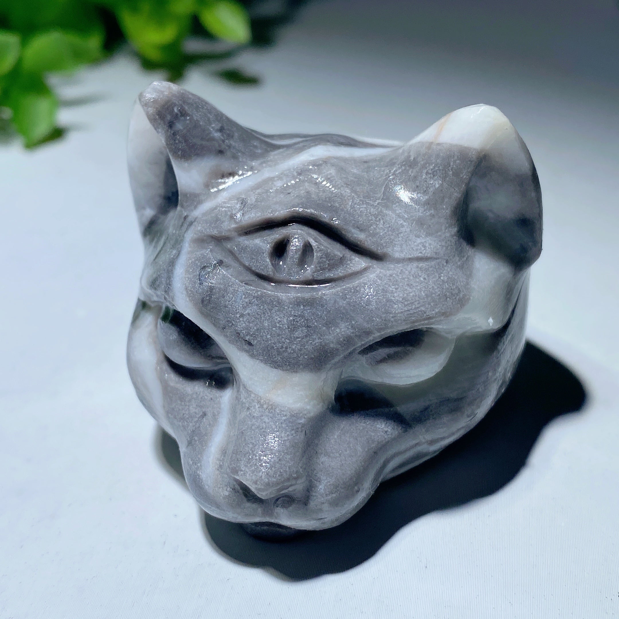 1.8 inch Mixed Crystal Cat Head Carvings for Healing