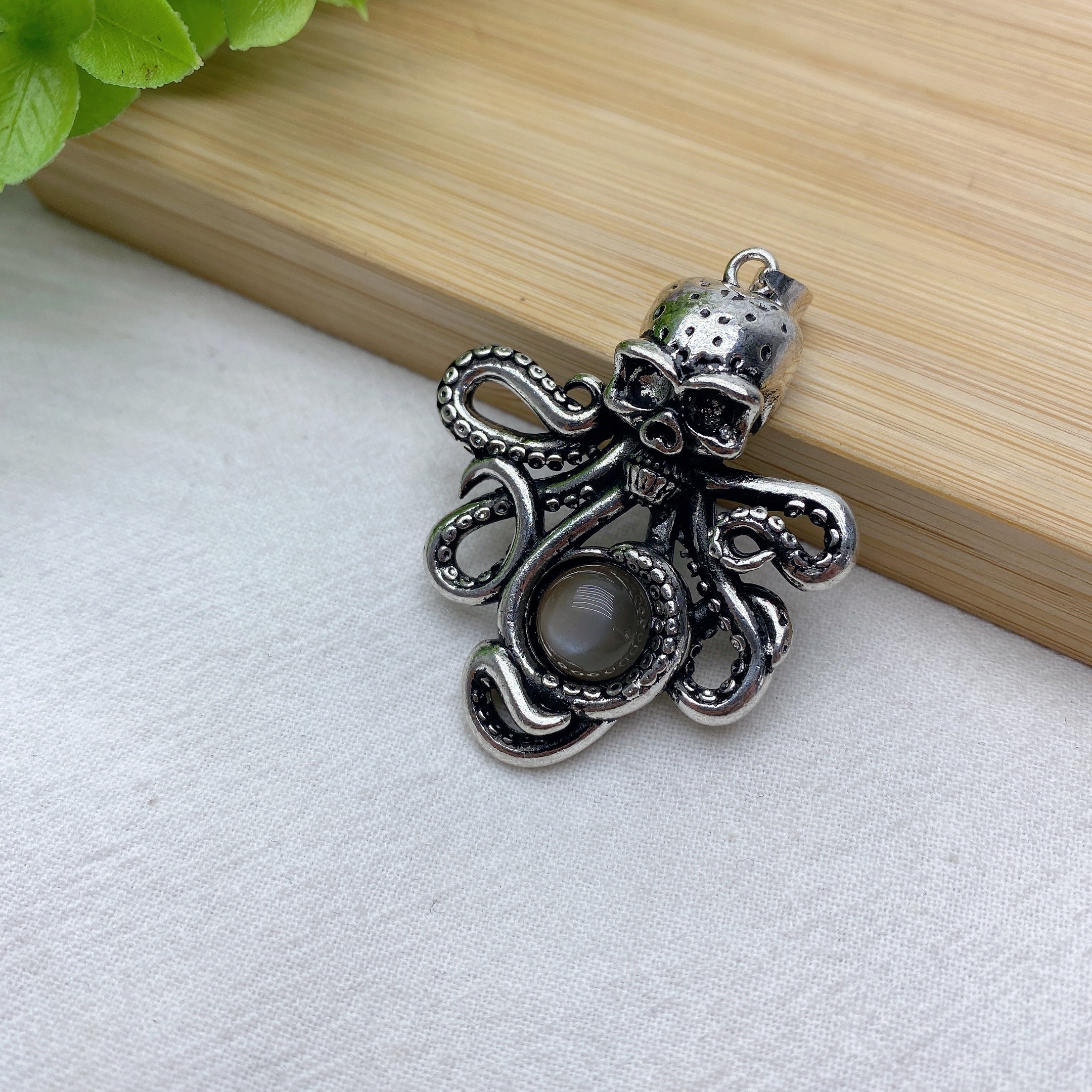1.85in Mixed Crystal Octopus Pendant for Spiritual Healing