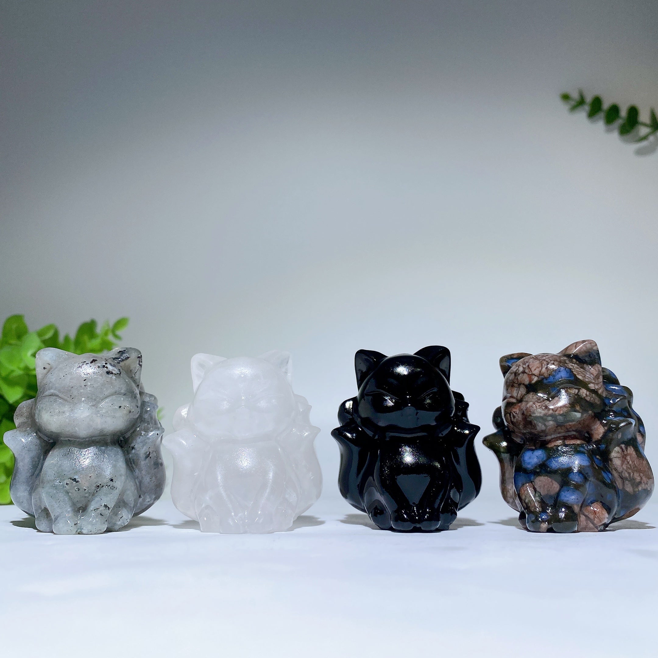 1.9 inch Mixed Crystal Nine-Tails Fox Carving Figurine