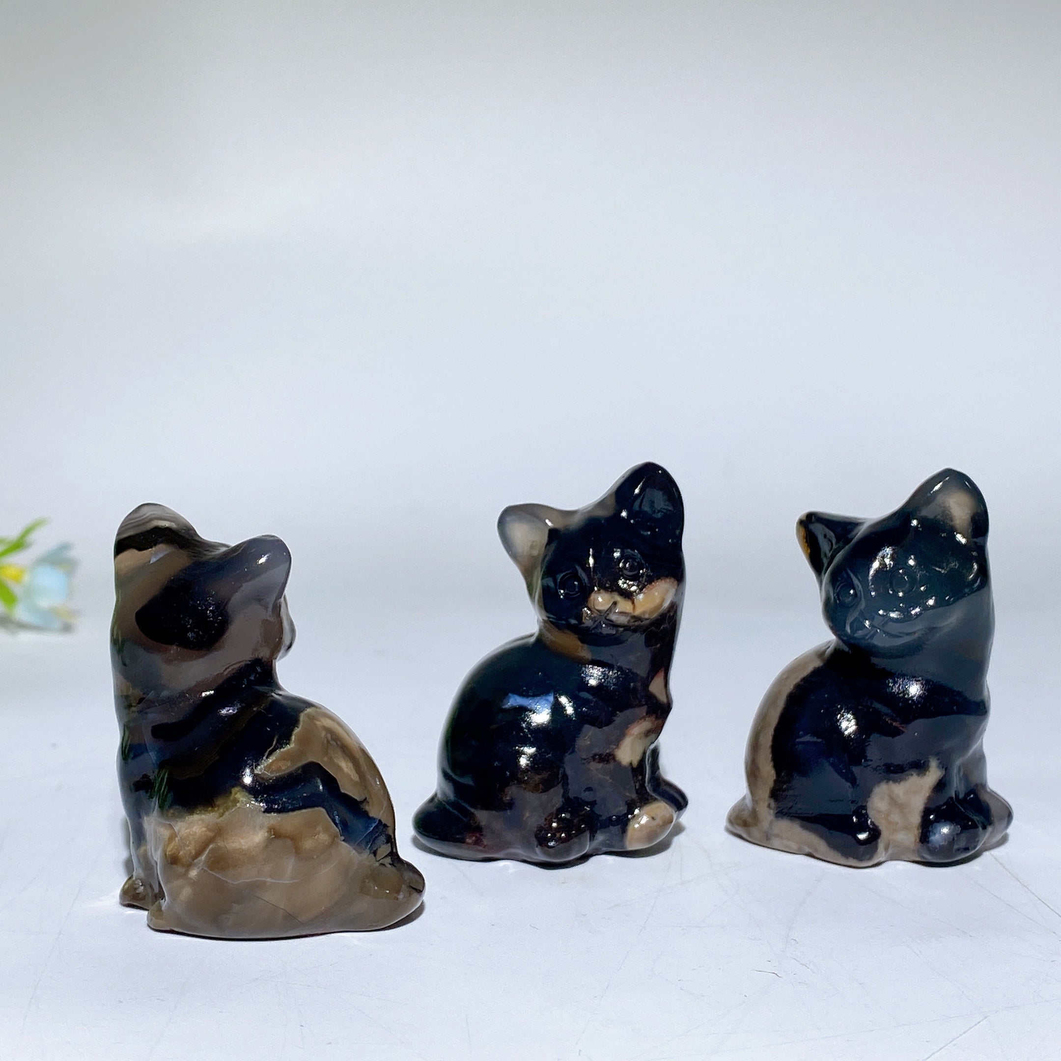 1.9 inch Volcanic Agate Cat Carving Crystal Figurine