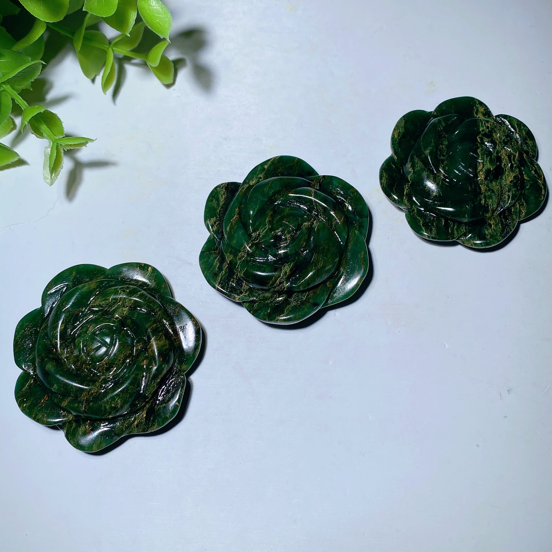 1.95" Emerald Green Rose Flower Crystal Carving for Home Decor