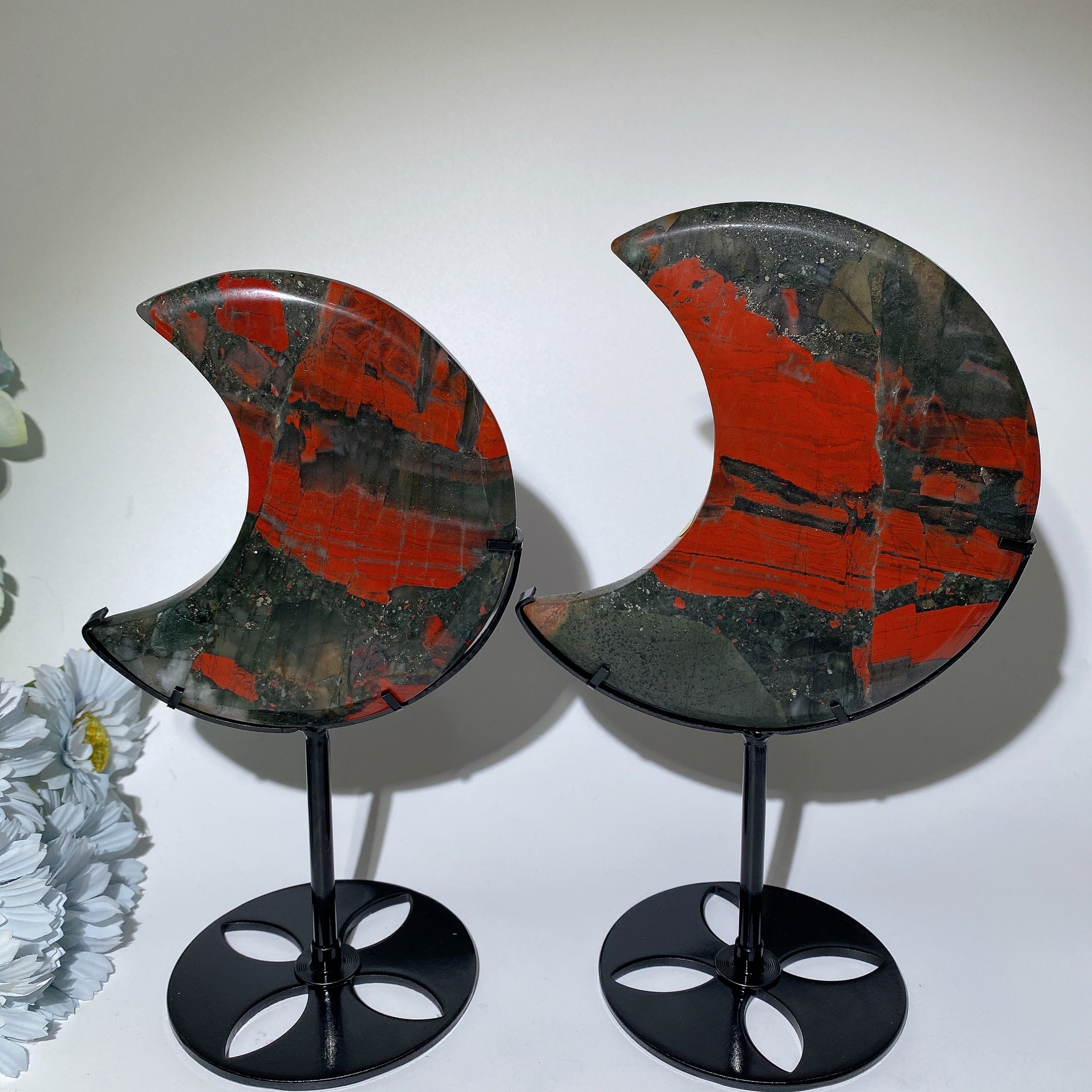 10-16cm Blood Stone Crystal Moon for Healing & Energy