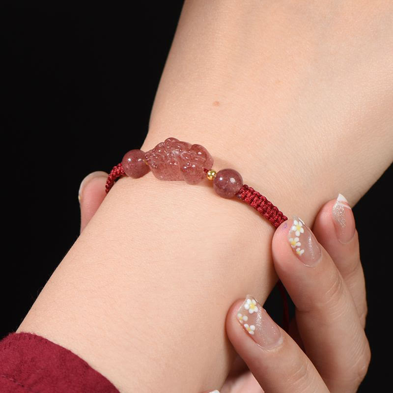 Natural Strawberry Quartz PiXiu Red String Bracelet for Luck
