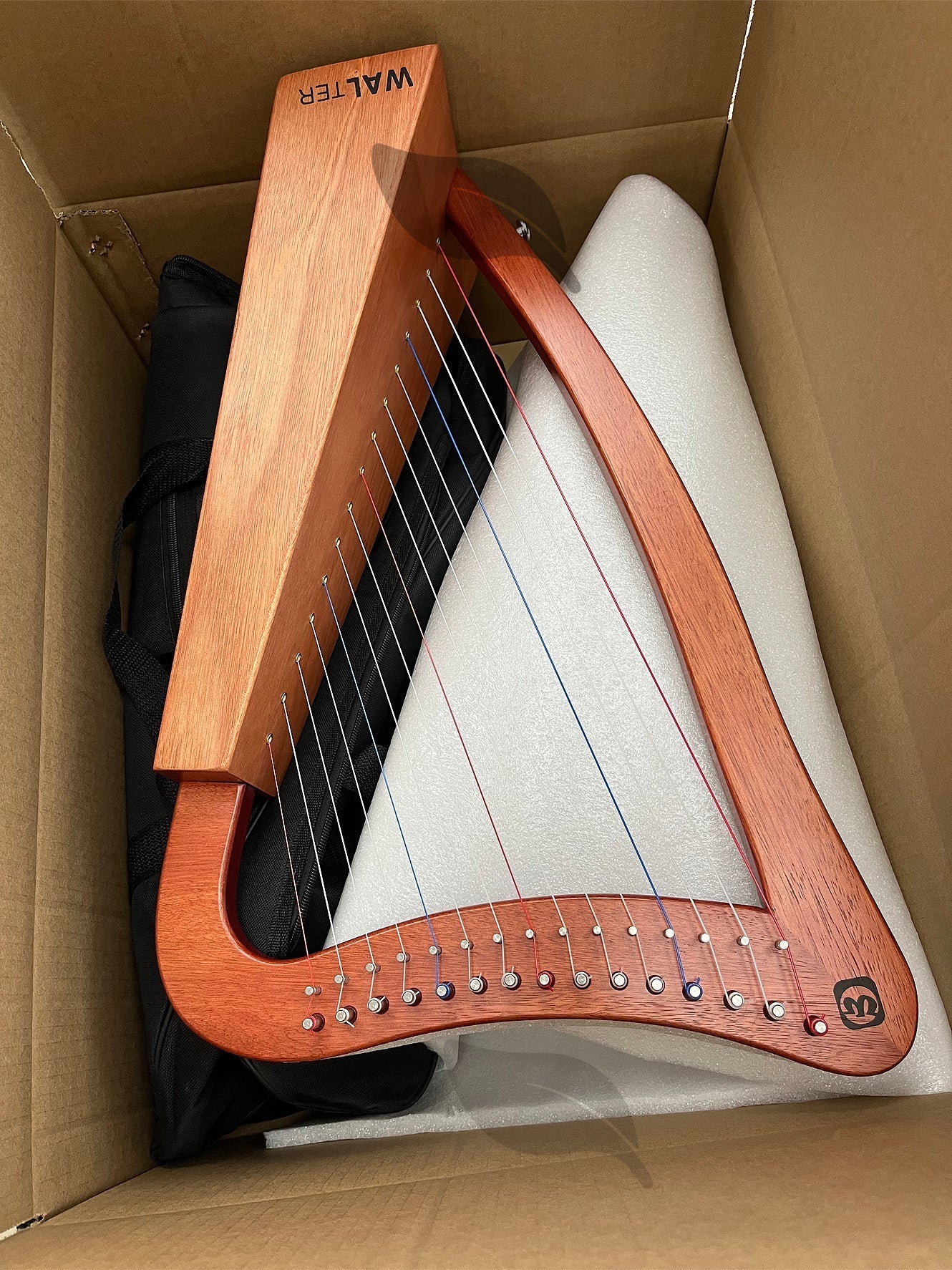 15-String Celtic Lyre Harp with Decorative Studs and Metal Strings for Beginners
