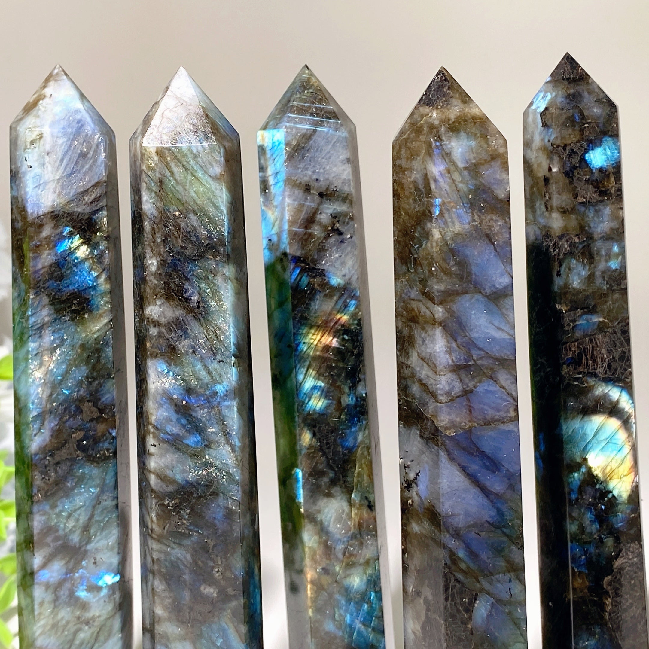 16-18cm Labradorite Healing Crystal Tower for Energy