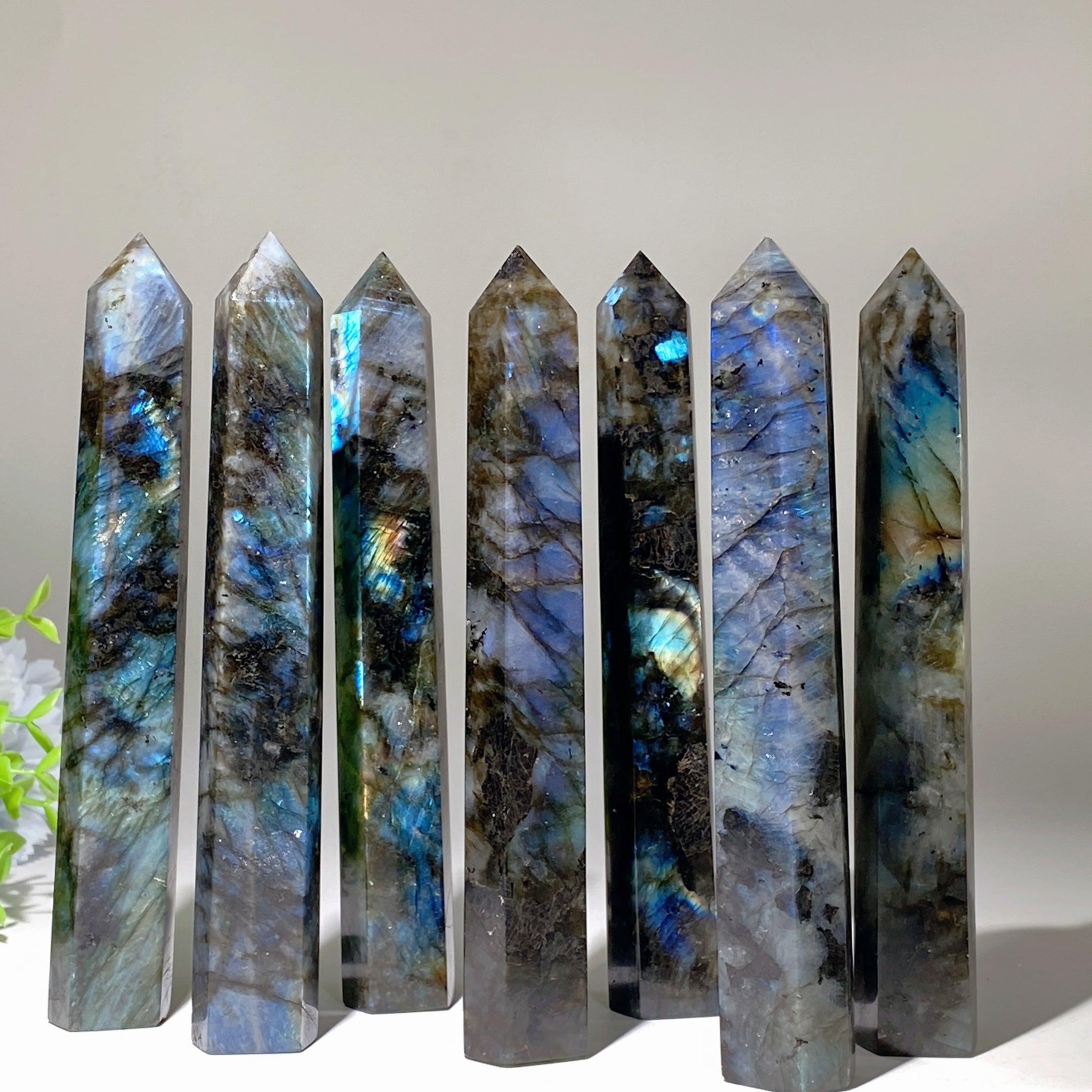 16-18cm Labradorite Healing Crystal Tower for Energy