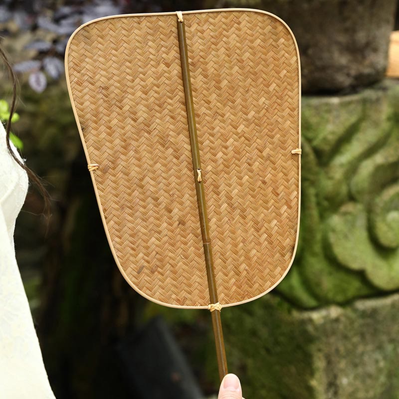 Bamboo Chinese Folding Fan | Oval & Round Shapes 25cm Handle