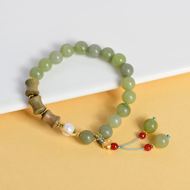 8mm Jade Sandalwood Prosperity Bracelet for Balance & Luck