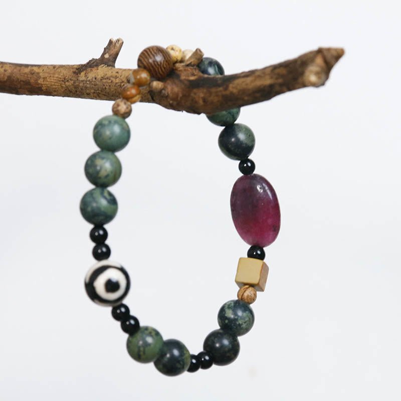 8mm Green Agate Three-eyed Dzi Power Success Bracelet