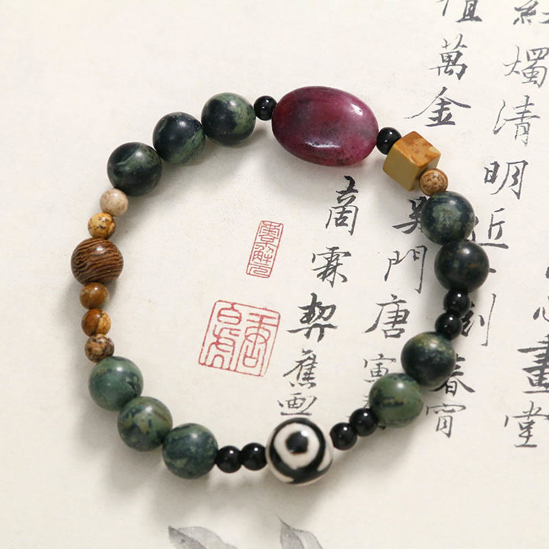 8mm Green Agate Three-eyed Dzi Power Success Bracelet