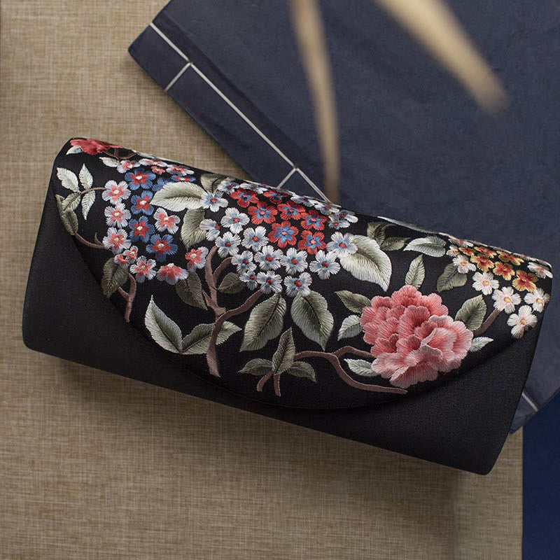 Hydrangea Embroidery Crossbody Wedding Bag 24cm Elegant Style